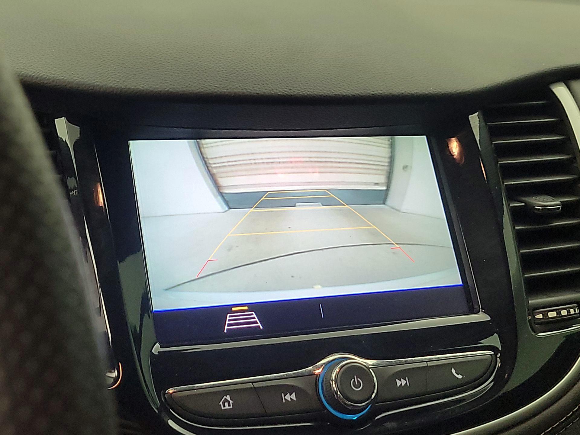 Thumbnail: 2020 Chevrolet Trax - 14