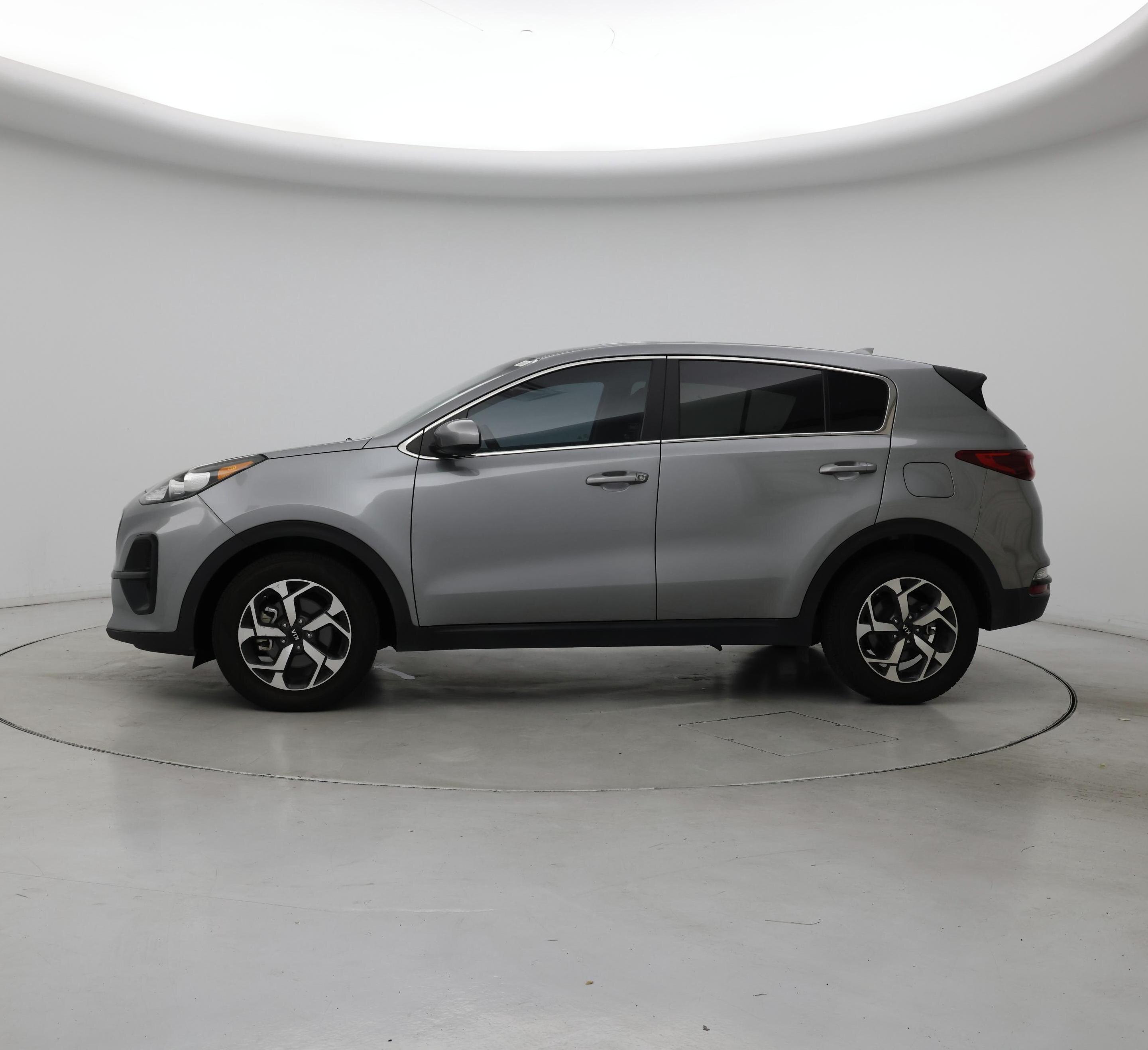 Thumbnail: 2022 Kia Sportage - 3