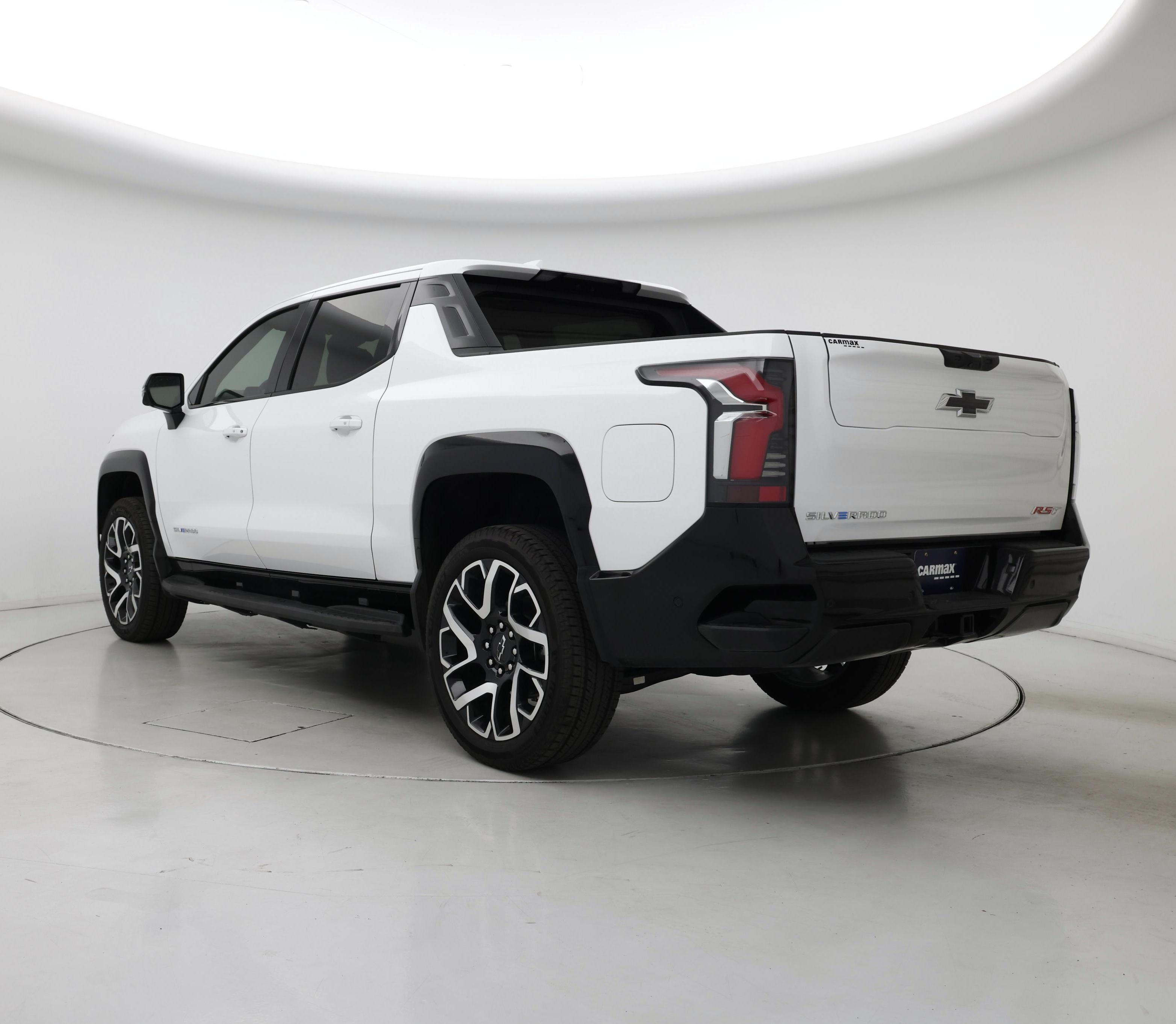 Thumbnail: 2025 Chevrolet Silverado EV - 2