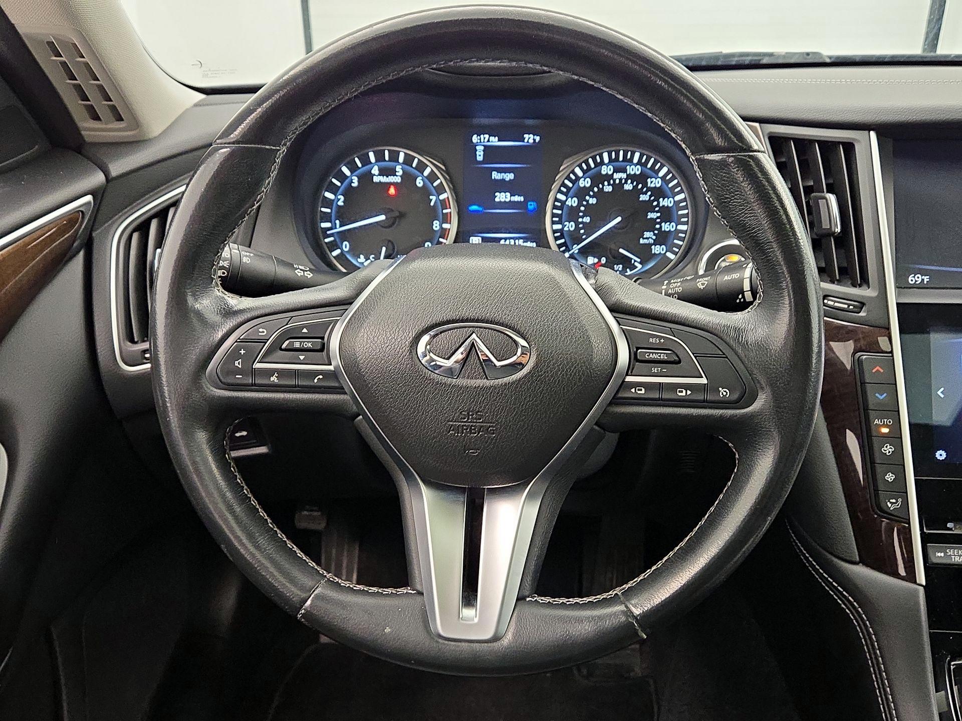 Thumbnail: 2019 INFINITI Q50 - 10