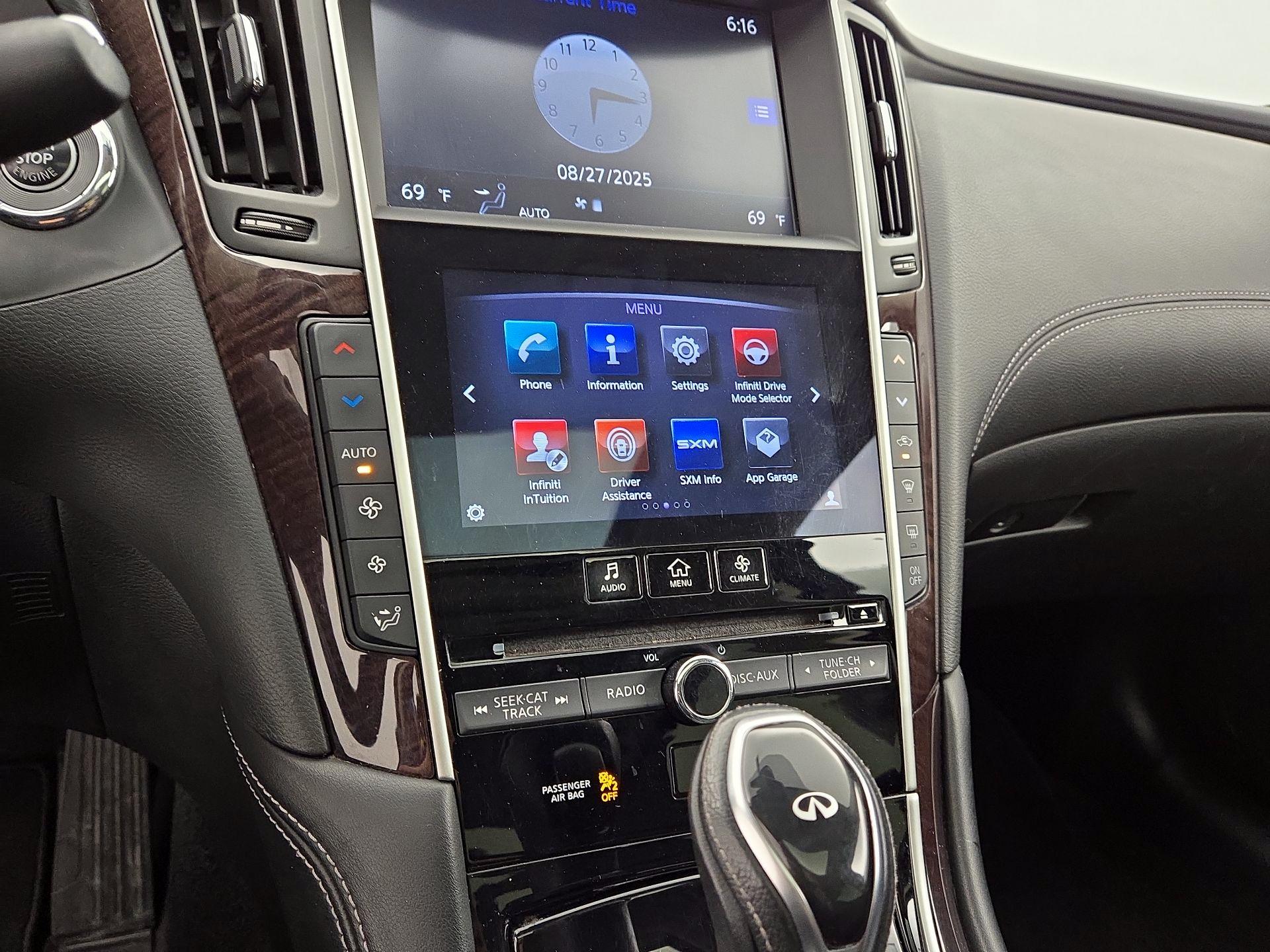 Thumbnail: 2019 INFINITI Q50 - 16
