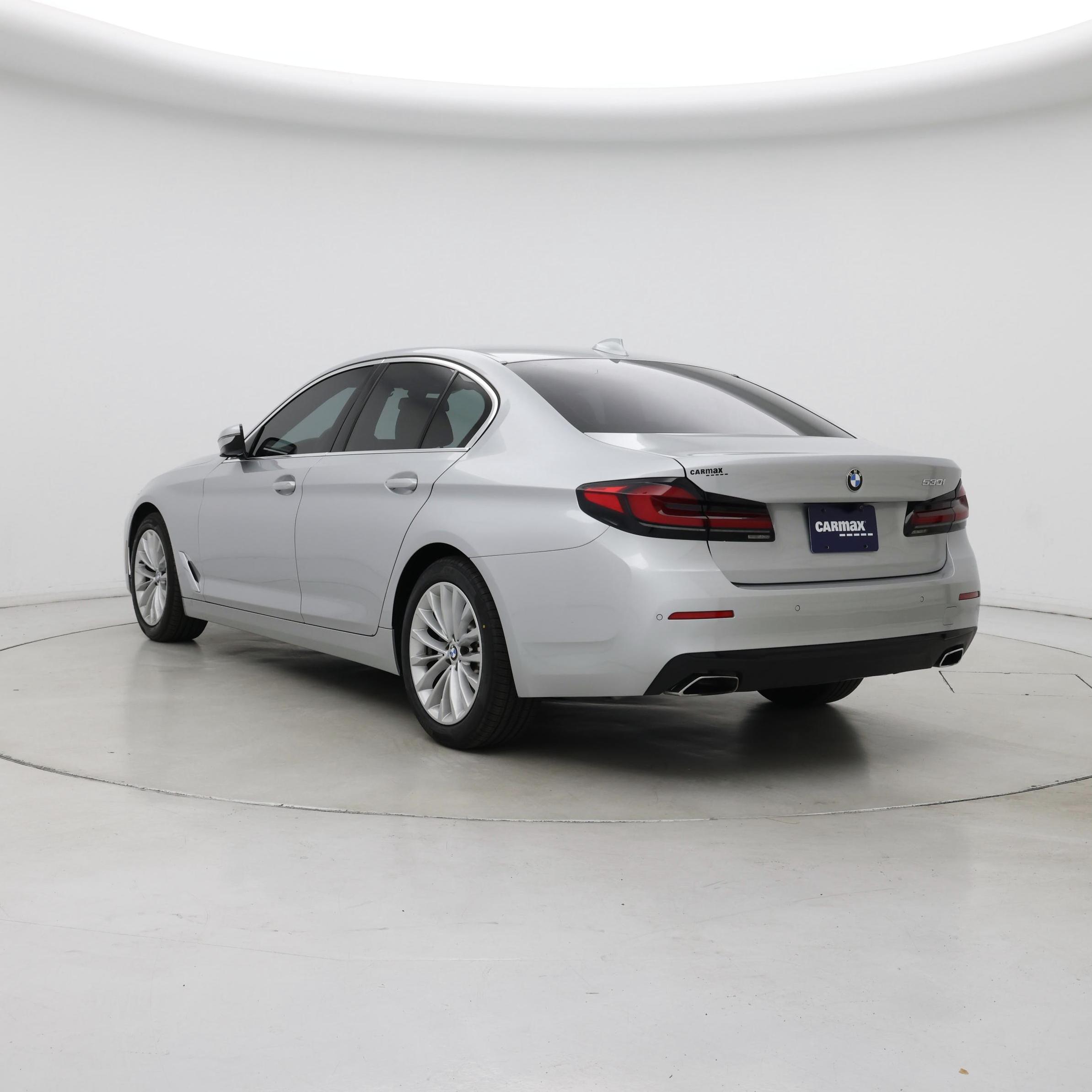Thumbnail: 2021 BMW 5 Series - 2