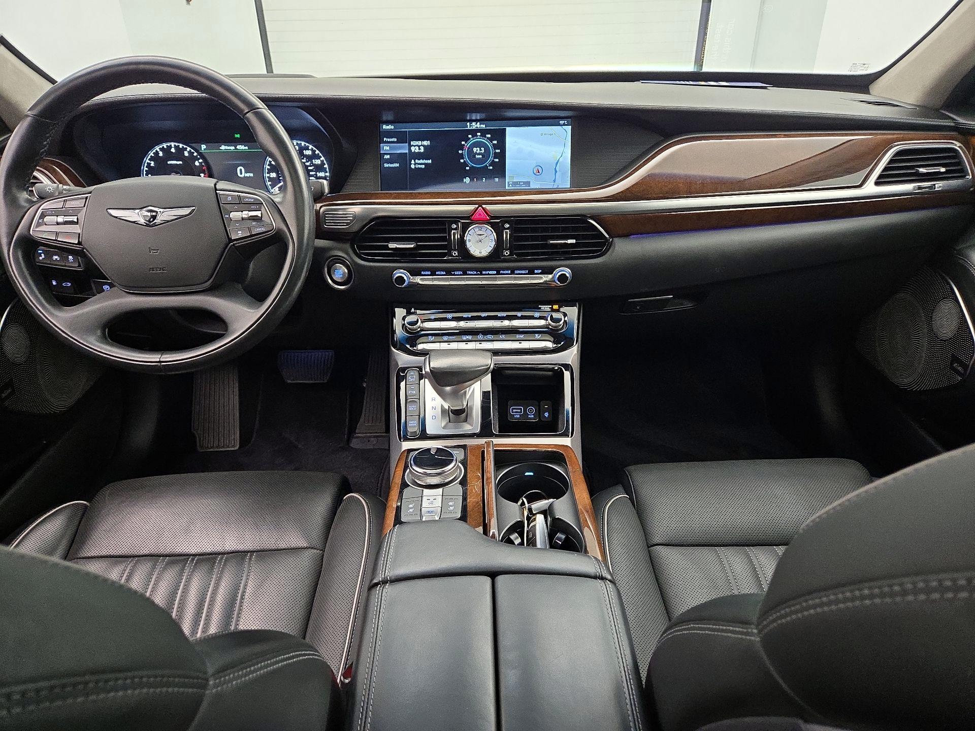 Thumbnail: 2019 Genesis G90 - 9