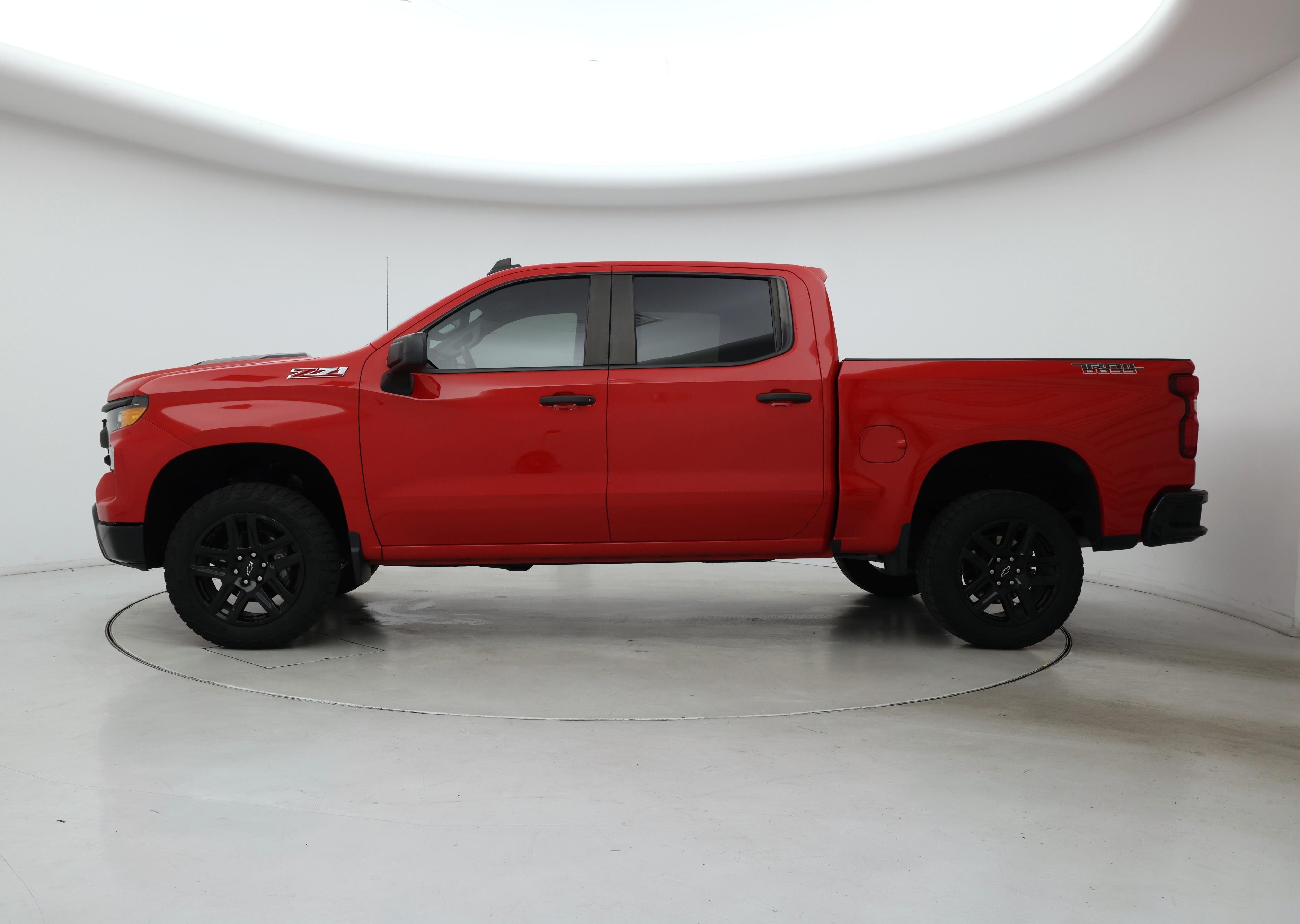 Thumbnail: 2023 Chevrolet Silverado 1500 - 3