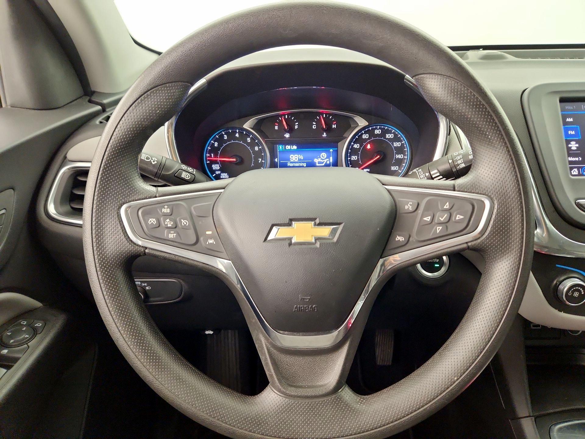 Thumbnail: 2022 Chevrolet Equinox - 10