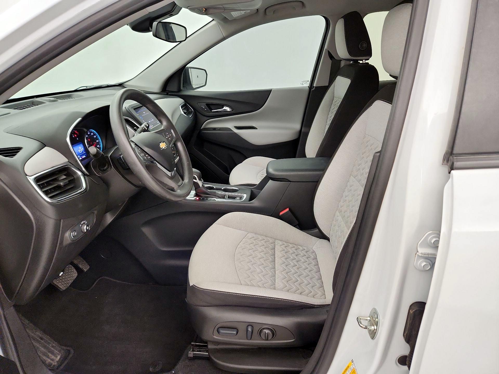 Thumbnail: 2022 Chevrolet Equinox - 11