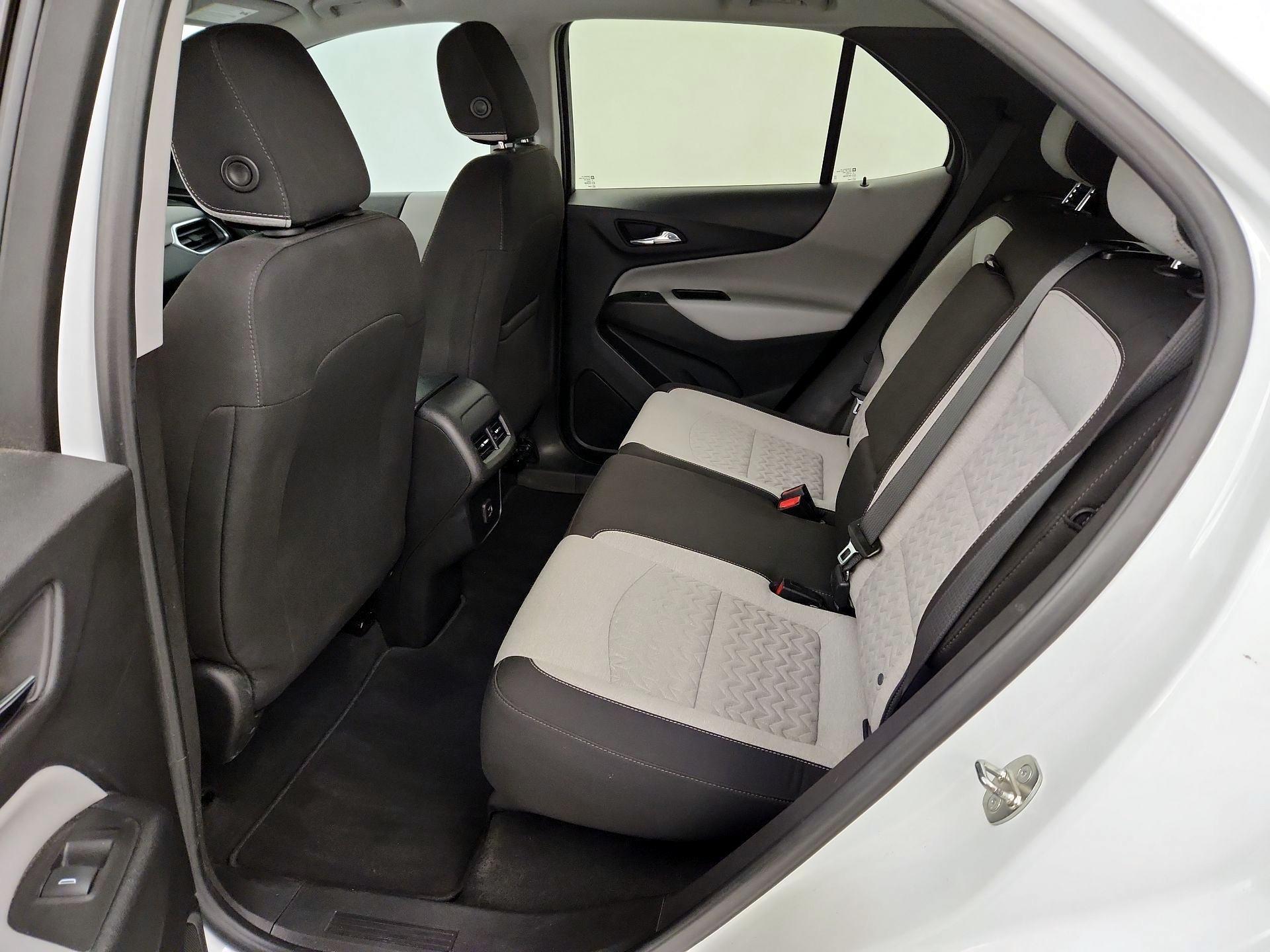 Thumbnail: 2022 Chevrolet Equinox - 18