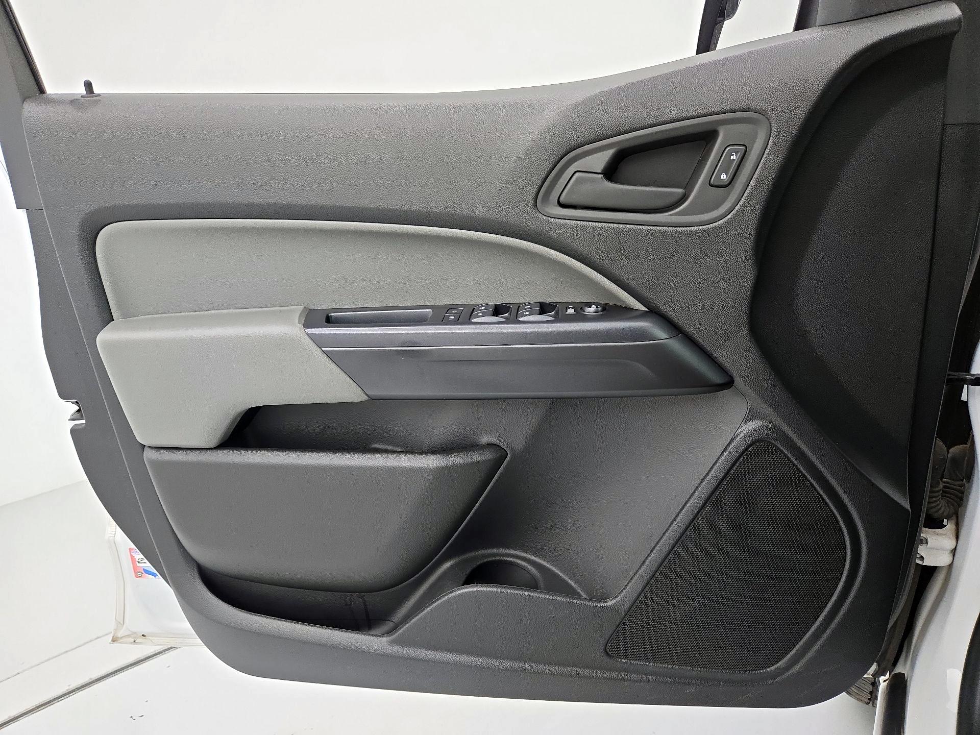 Thumbnail: 2020 Chevrolet Colorado - 12