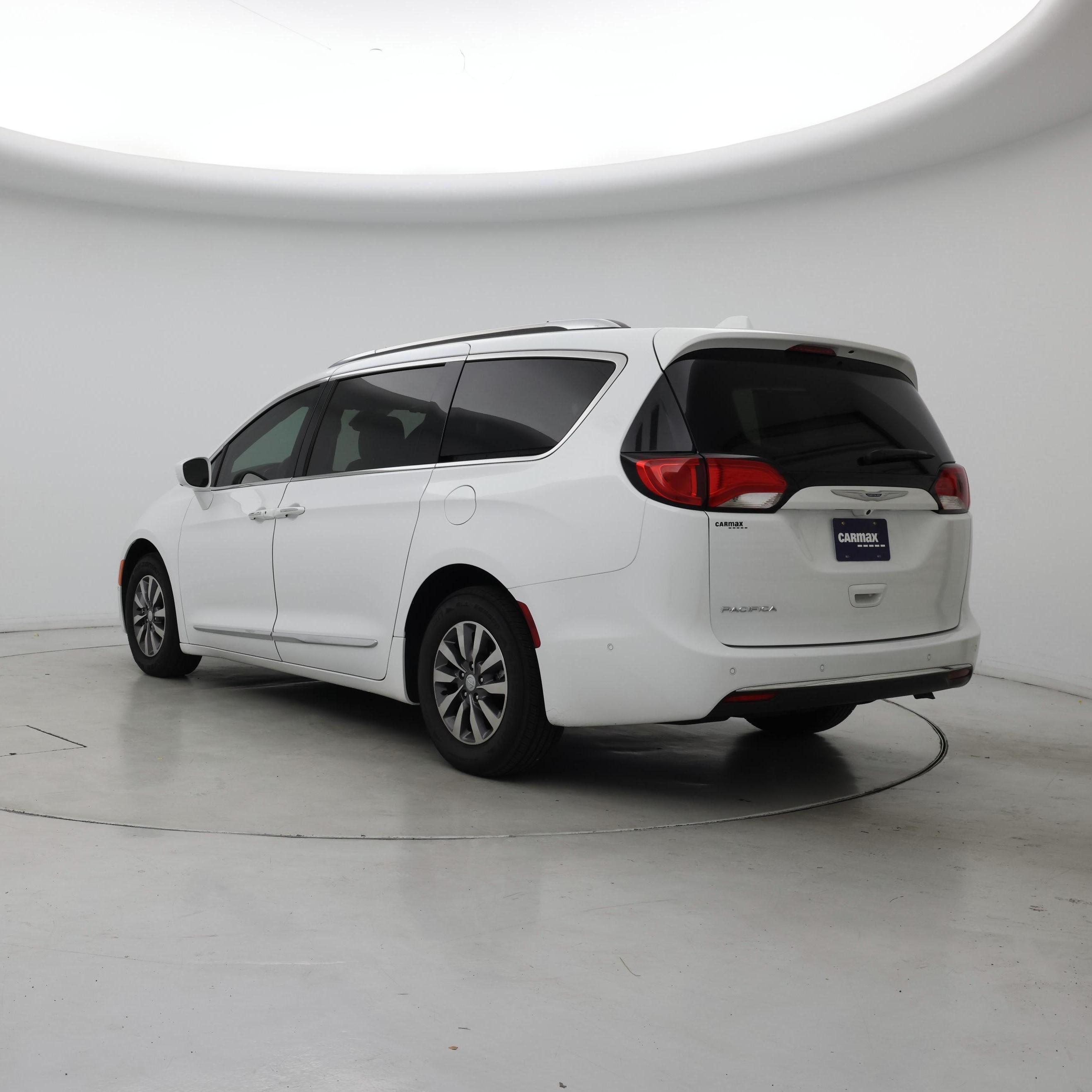 Thumbnail: 2020 Chrysler Pacifica - 2