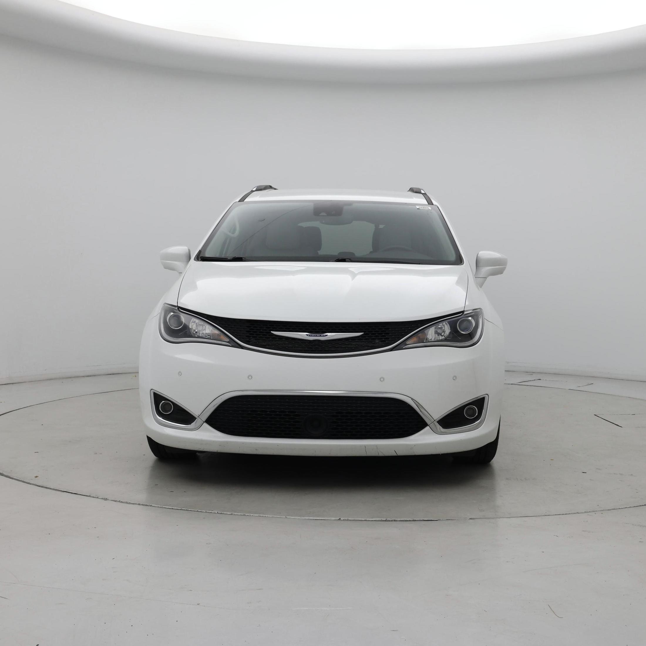 Thumbnail: 2020 Chrysler Pacifica - 5