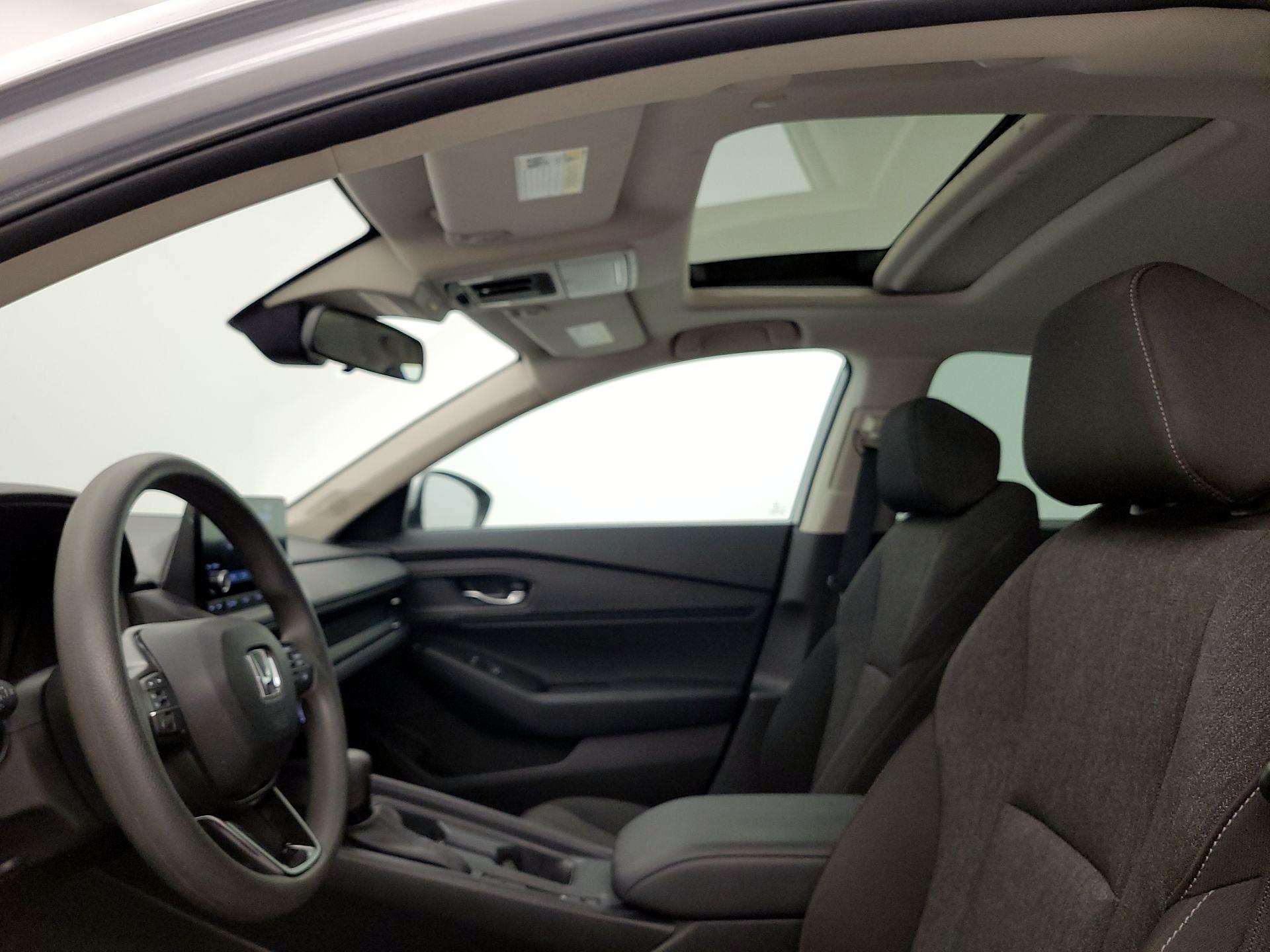 Thumbnail: 2023 Honda Accord - 18