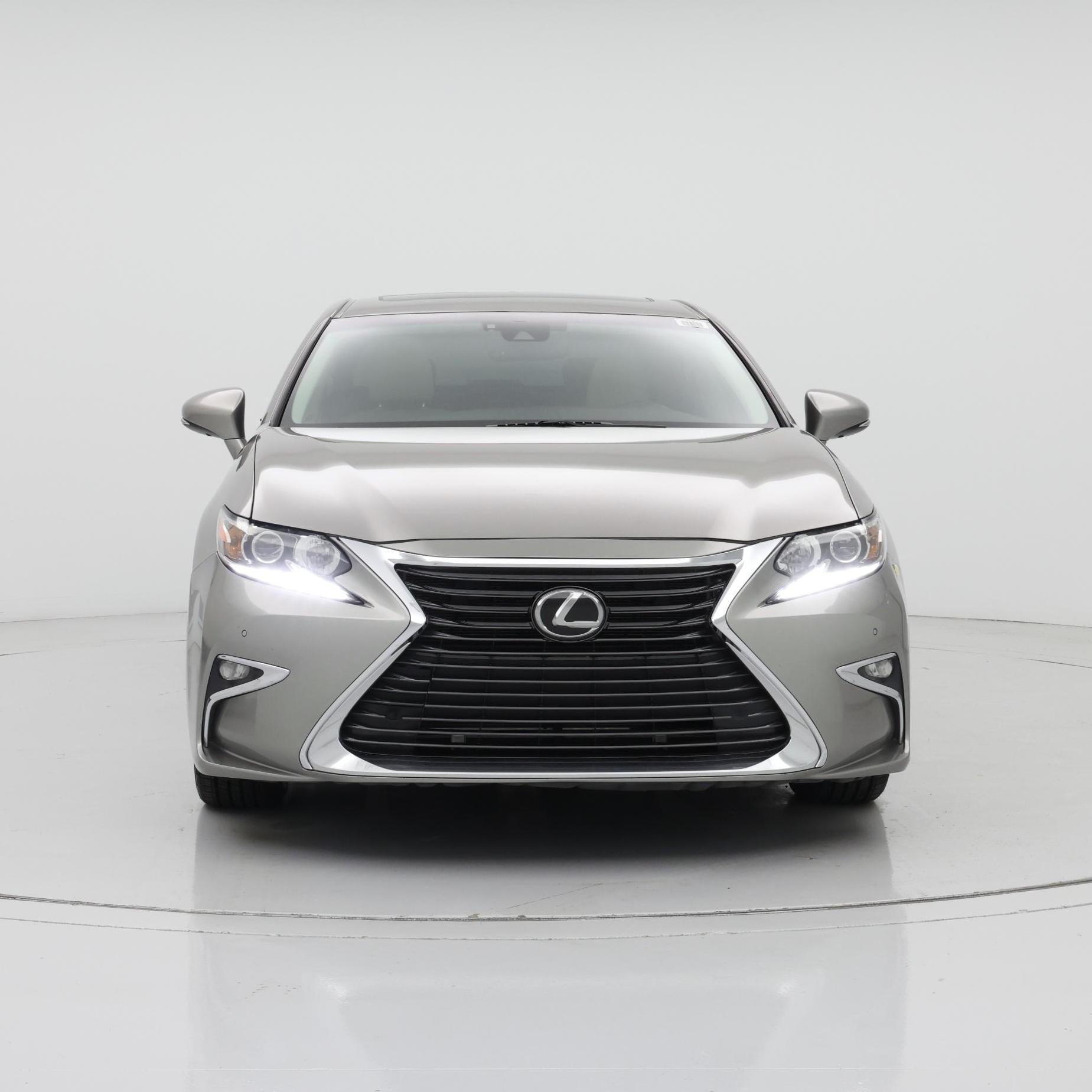Thumbnail: 2017 Lexus ES - 5