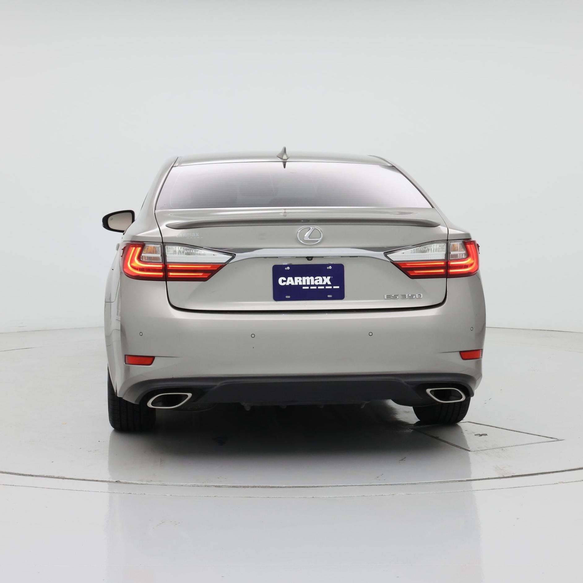 Thumbnail: 2017 Lexus ES - 6