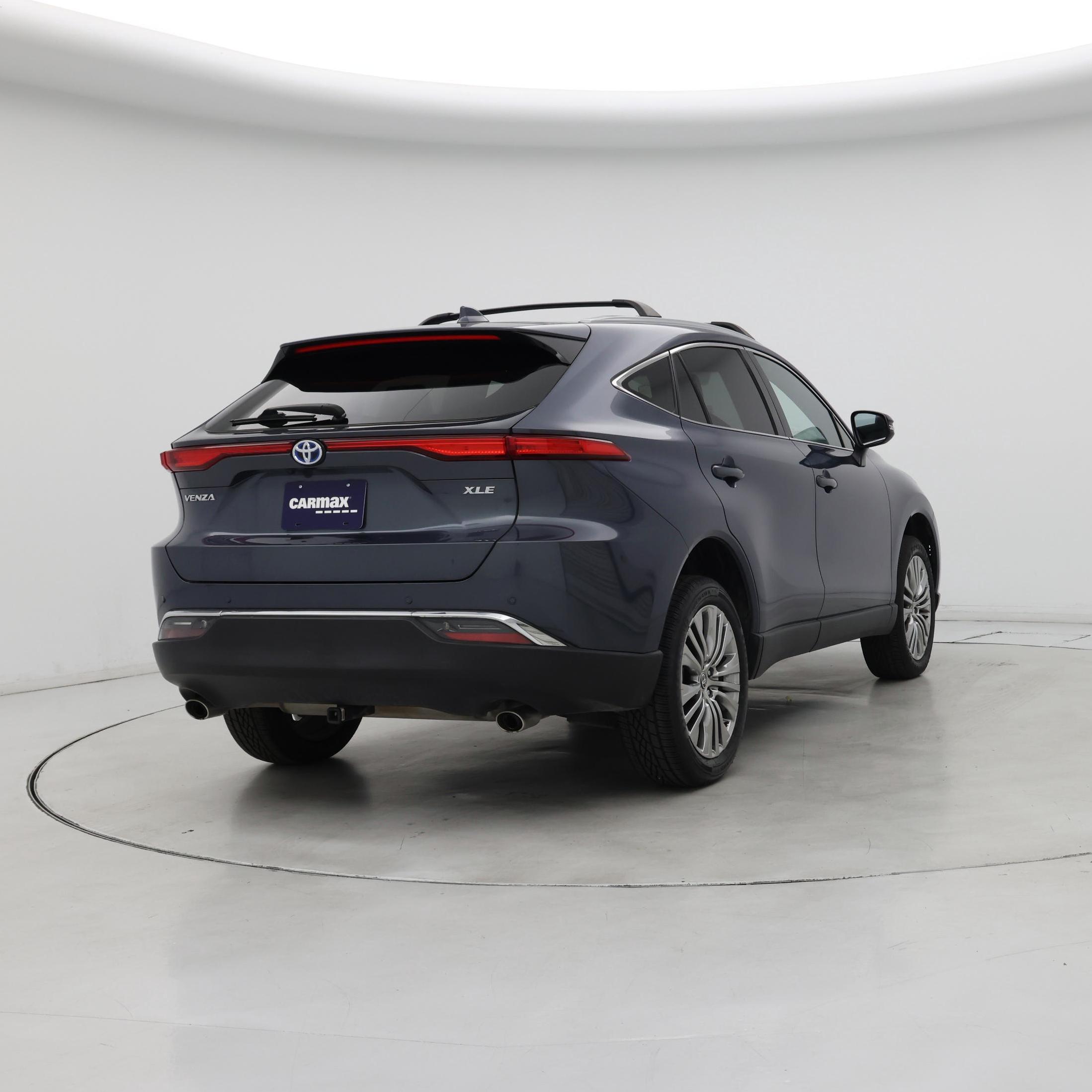 Thumbnail: 2023 Toyota Venza - 8