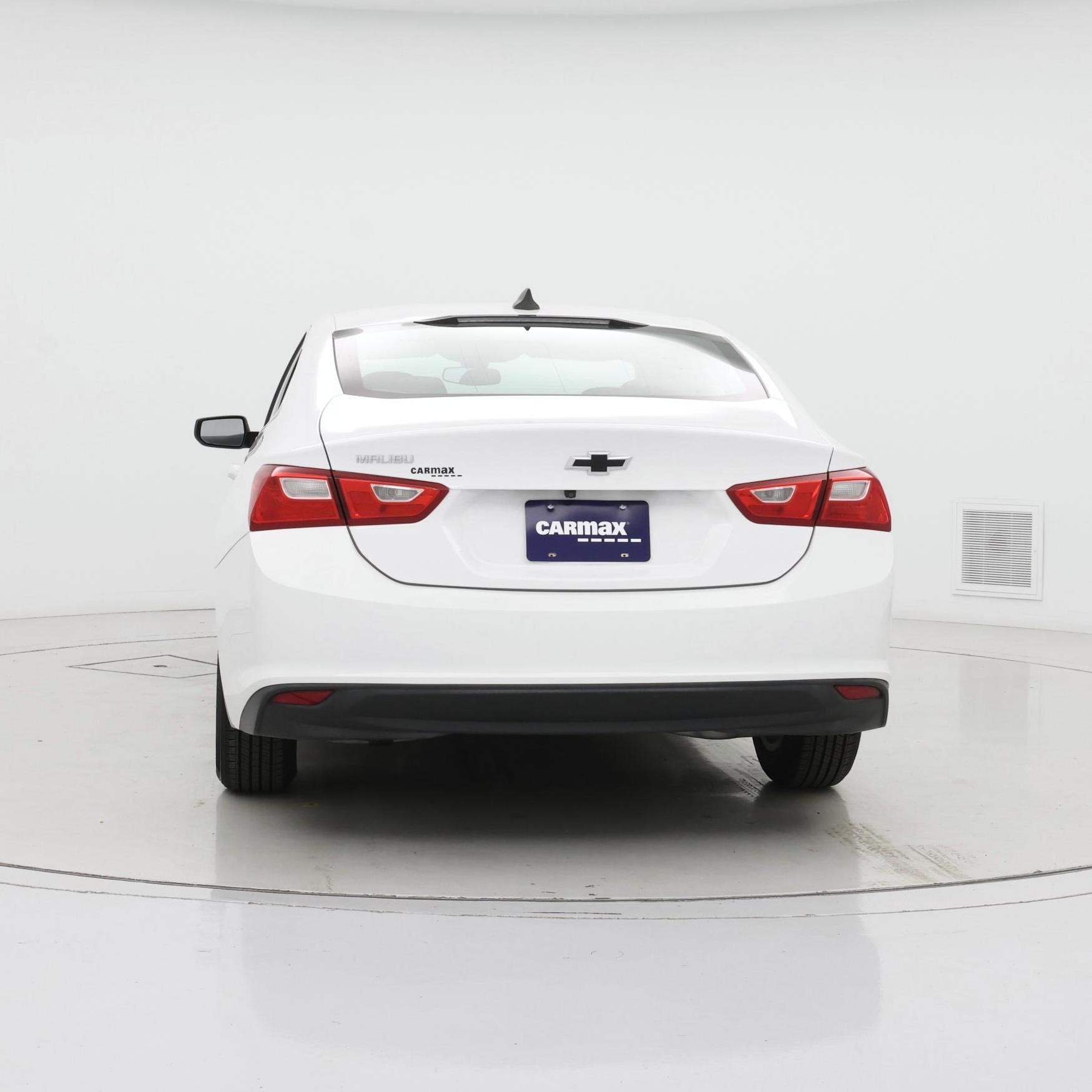 Thumbnail: 2020 Chevrolet Malibu - 6
