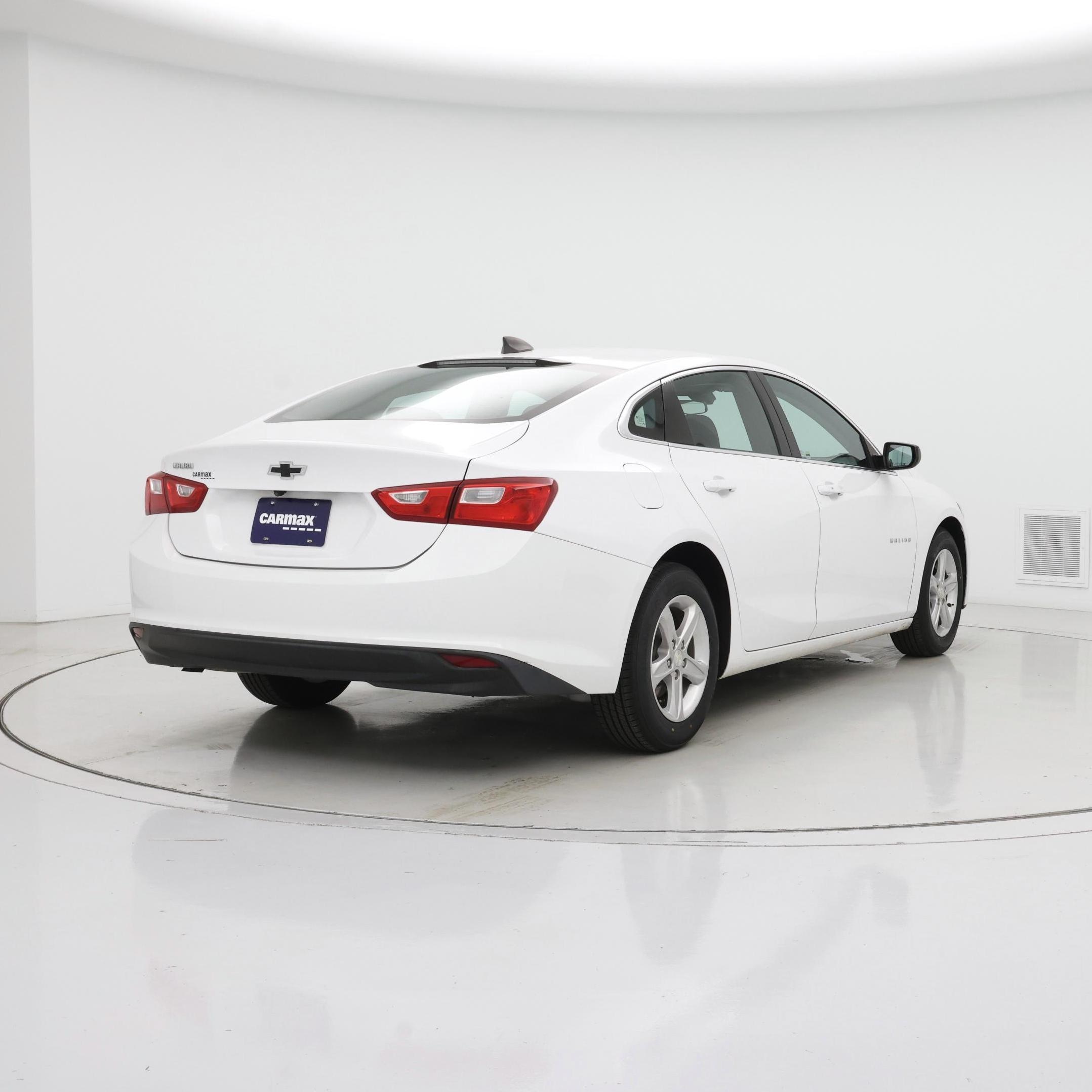 Thumbnail: 2020 Chevrolet Malibu - 8