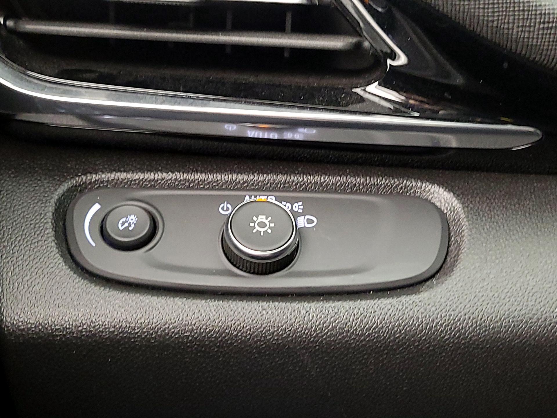 Thumbnail: 2024 Buick Envista - 13