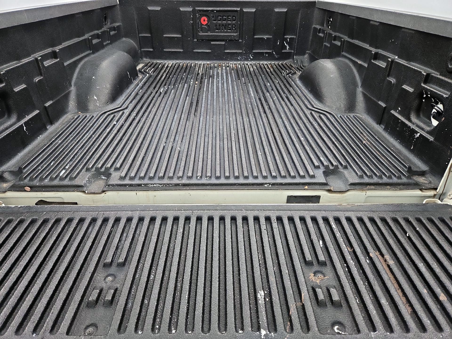 Thumbnail: 2015 Nissan Frontier - 18
