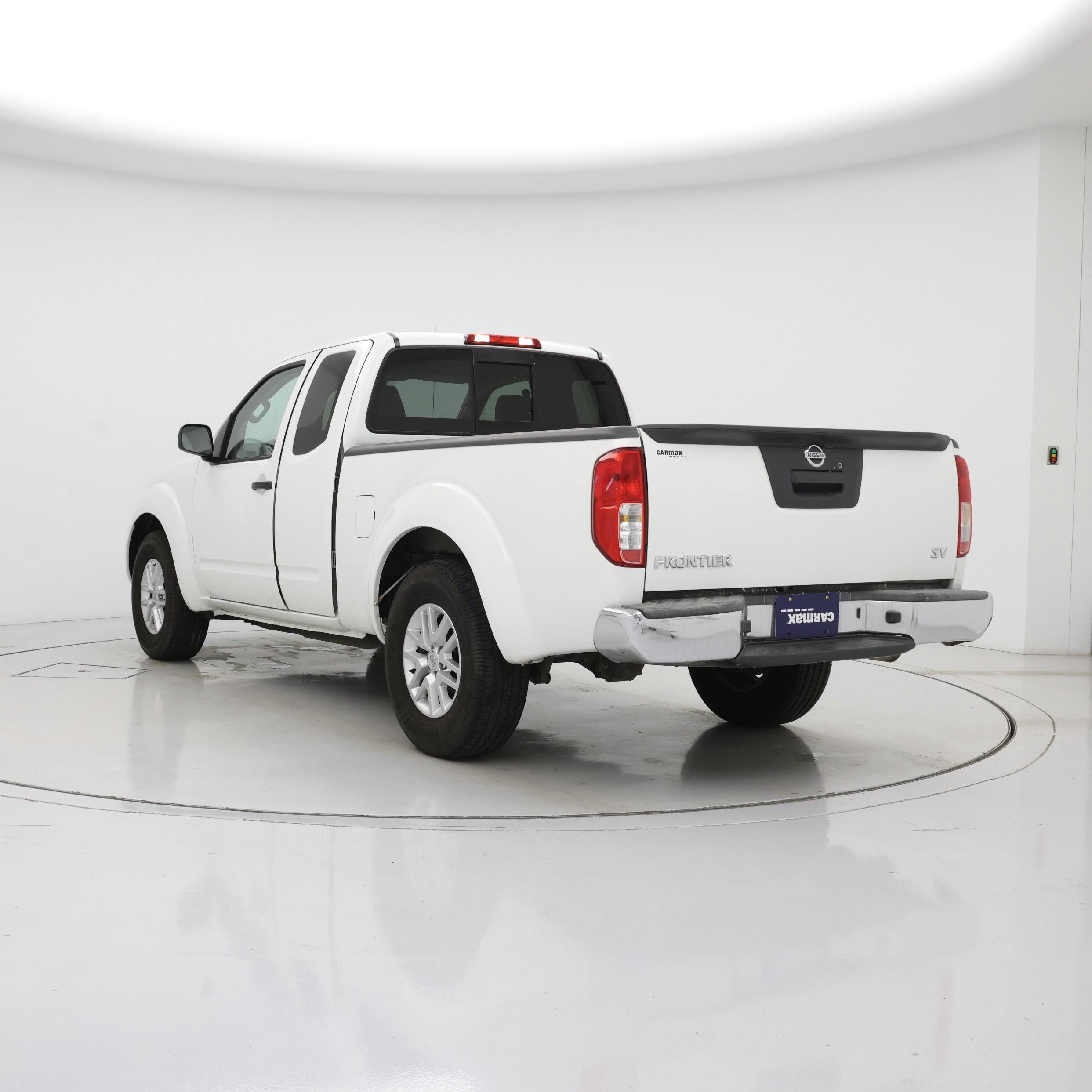 Thumbnail: 2015 Nissan Frontier - 2