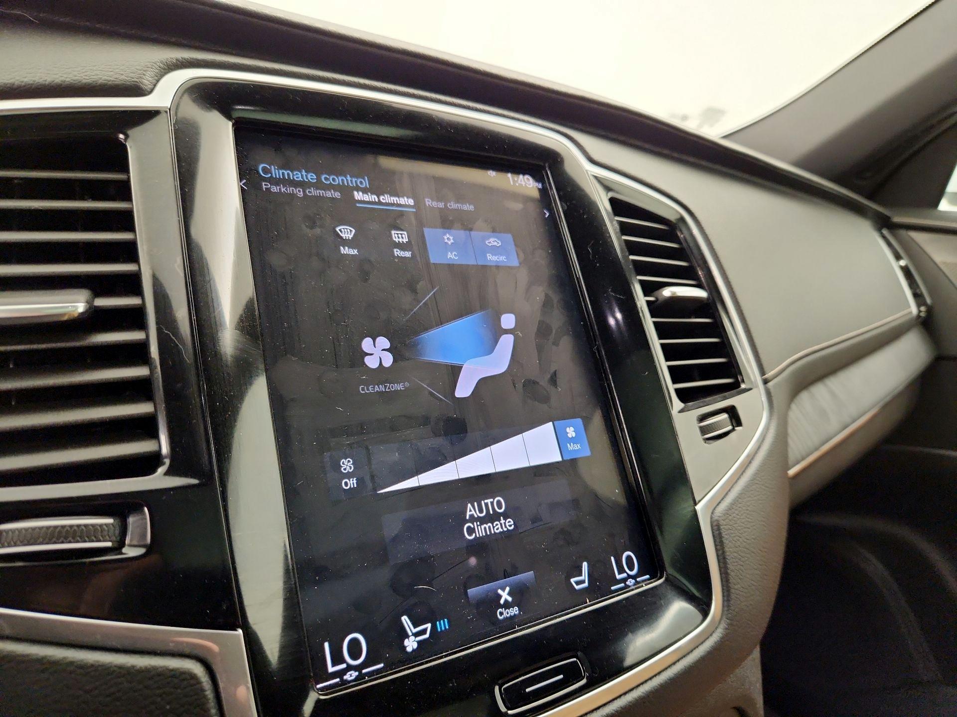 Thumbnail: 2022 Volvo XC90 - 16