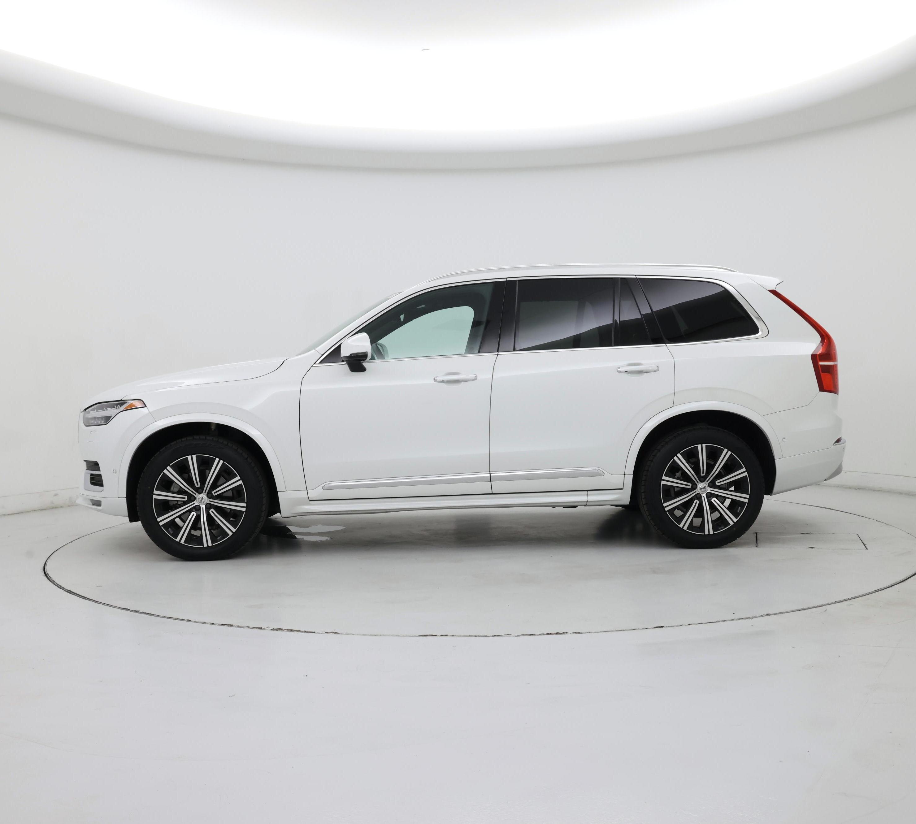 Thumbnail: 2022 Volvo XC90 - 3
