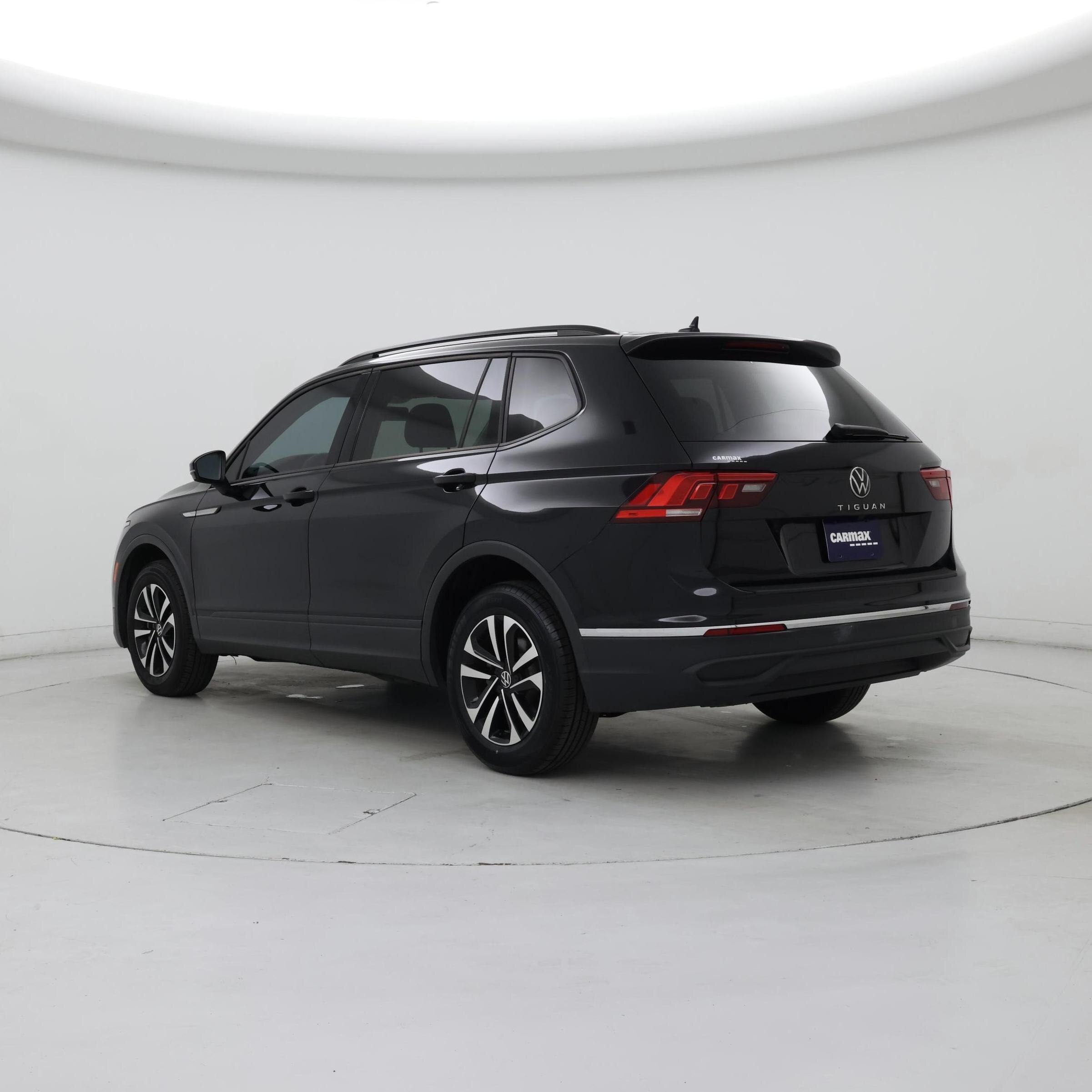 Thumbnail: 2022 Volkswagen Tiguan - 2