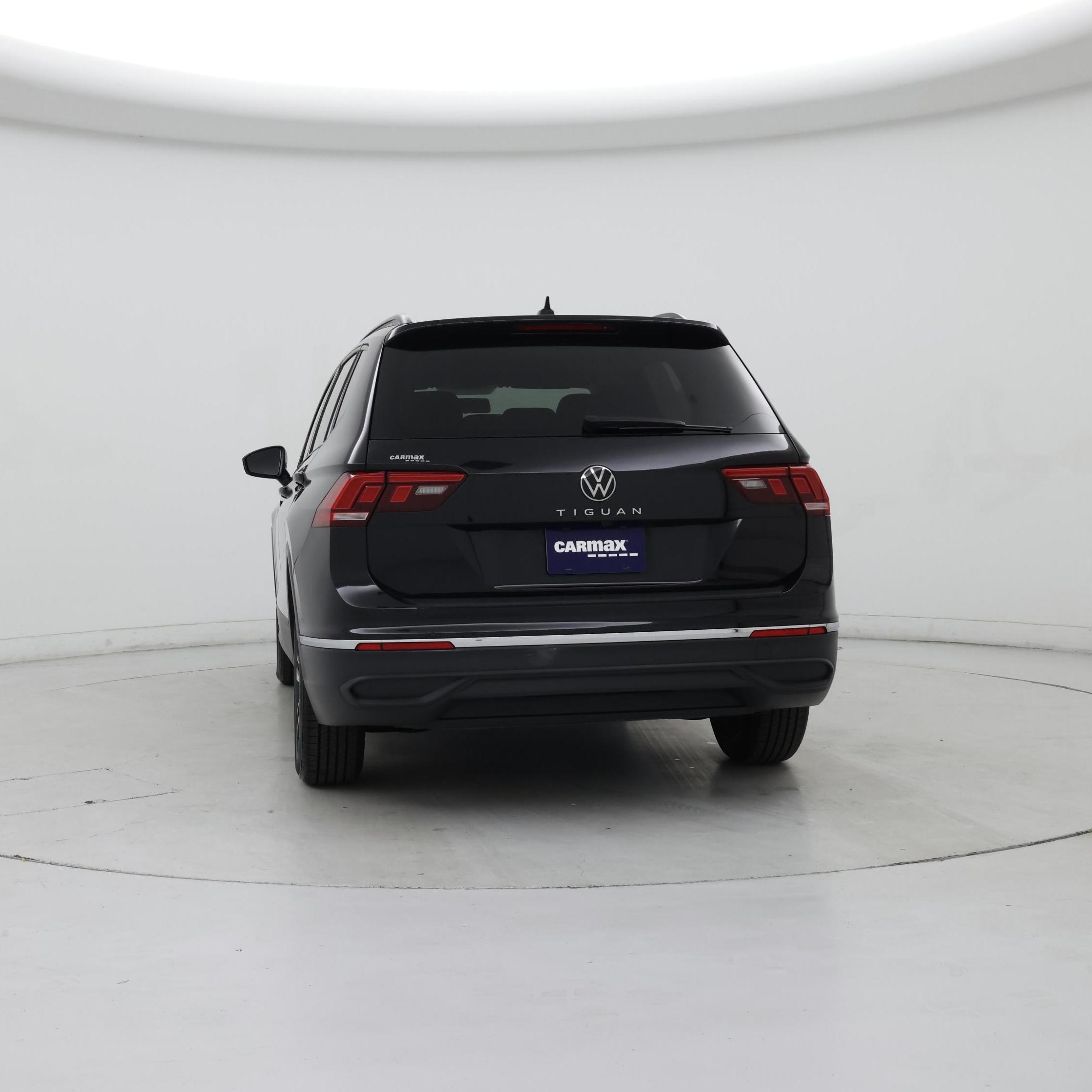 Thumbnail: 2022 Volkswagen Tiguan - 6
