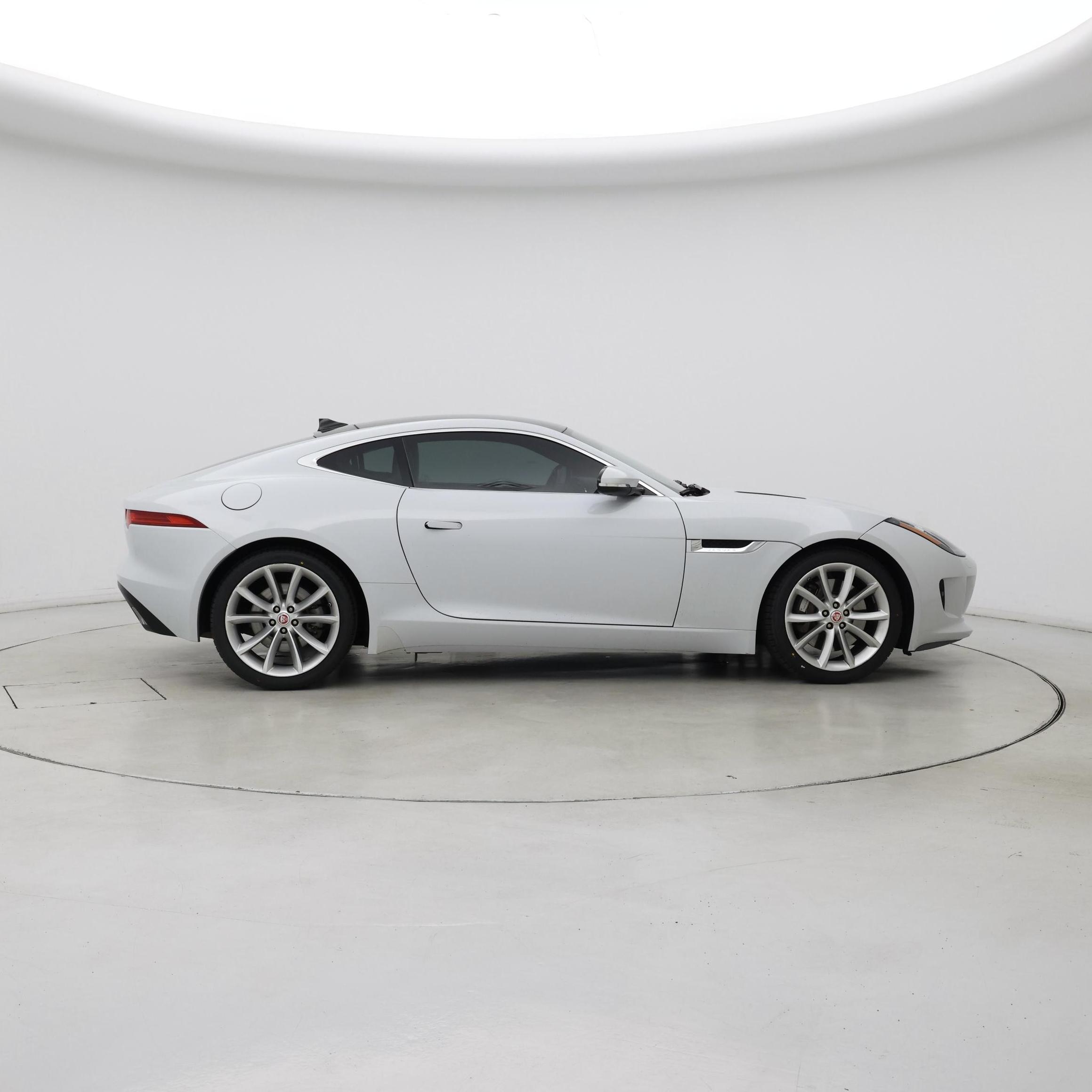 Thumbnail: 2016 Jaguar F-Type - 7