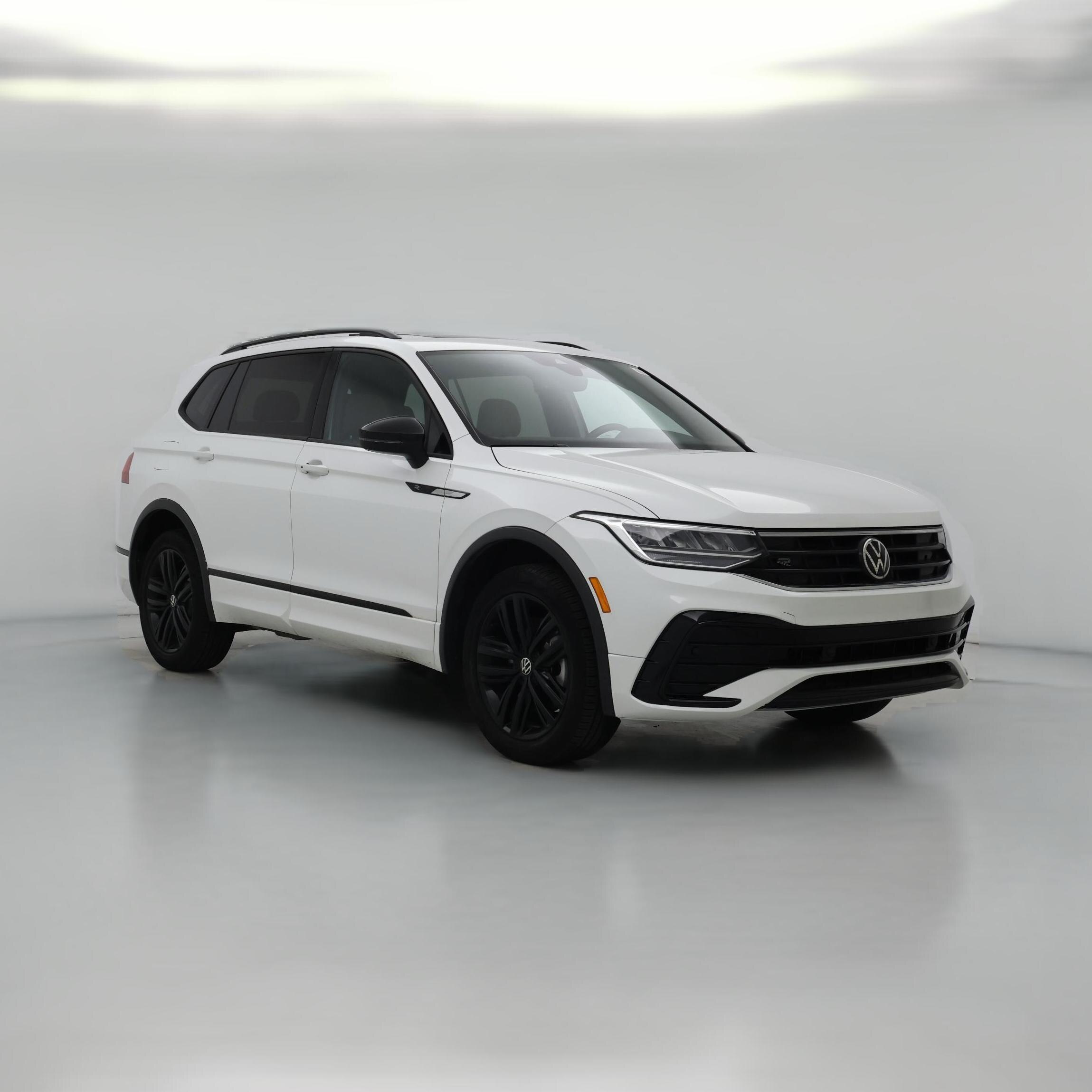 Thumbnail: 2022 Volkswagen Tiguan - 1
