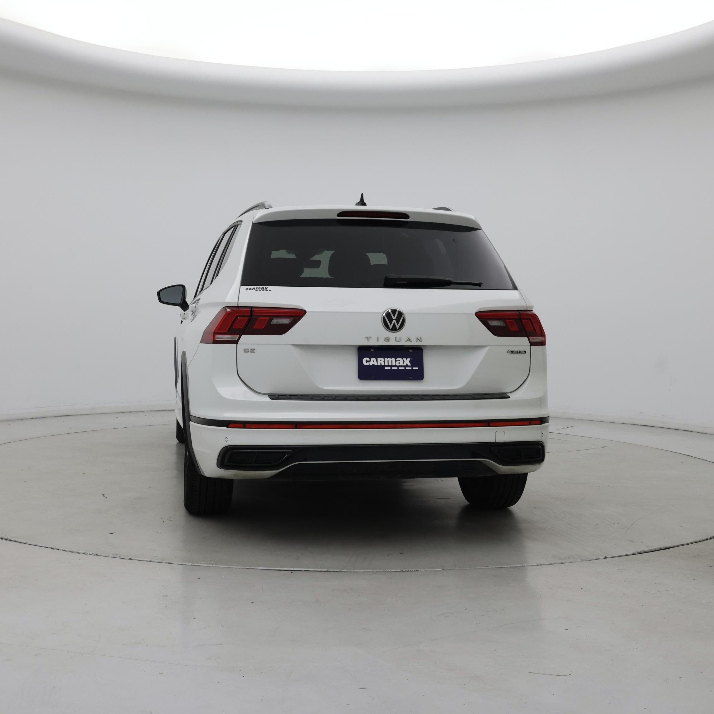 Thumbnail: 2022 Volkswagen Tiguan - 6