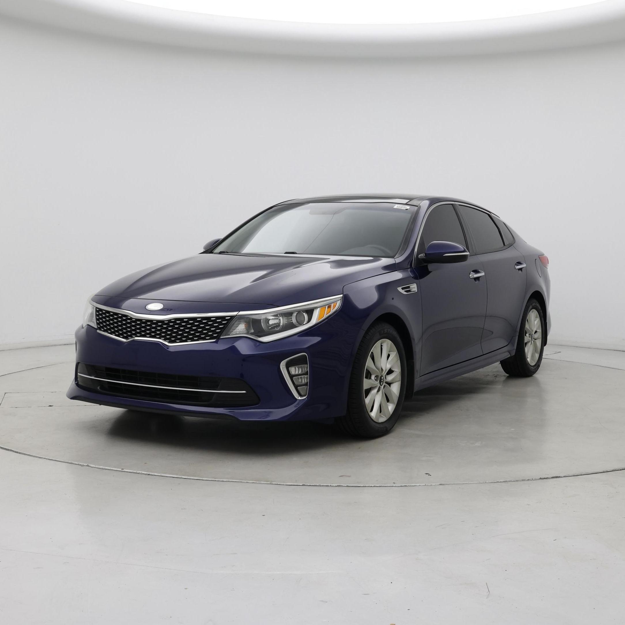 Thumbnail: 2018 Kia Optima - 4