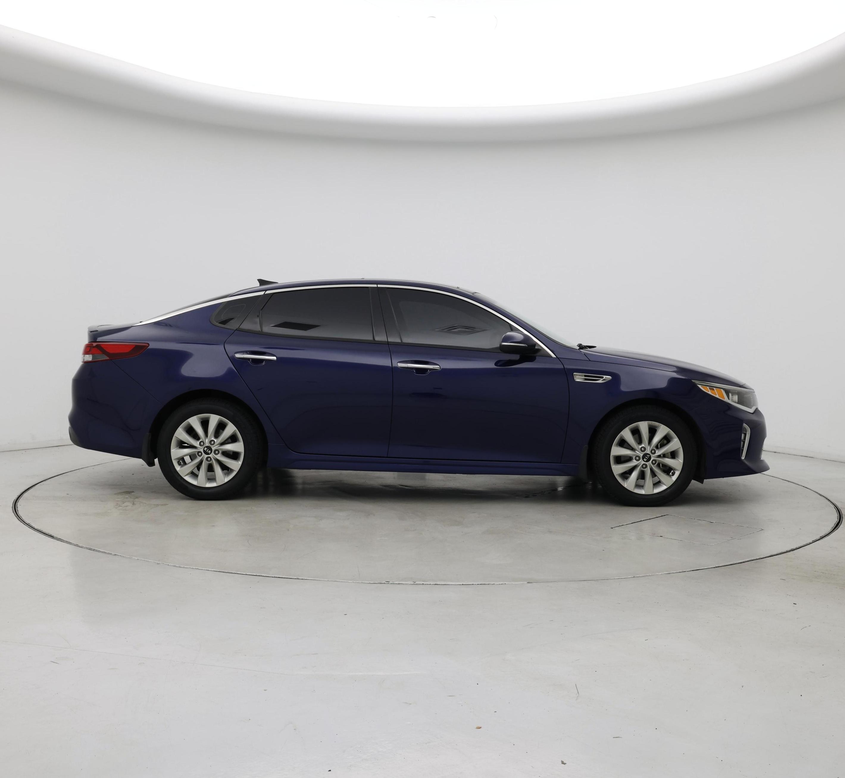 Thumbnail: 2018 Kia Optima - 7