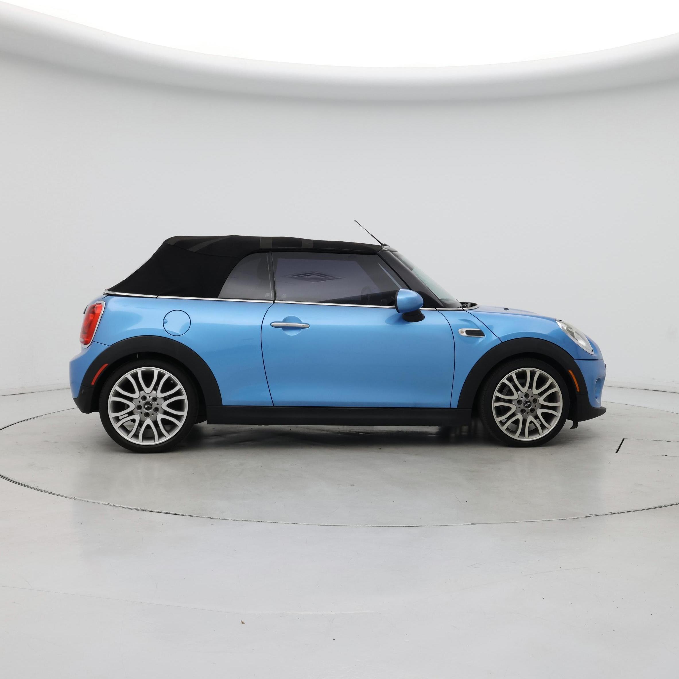 Thumbnail: 2017 MINI Cooper - 7