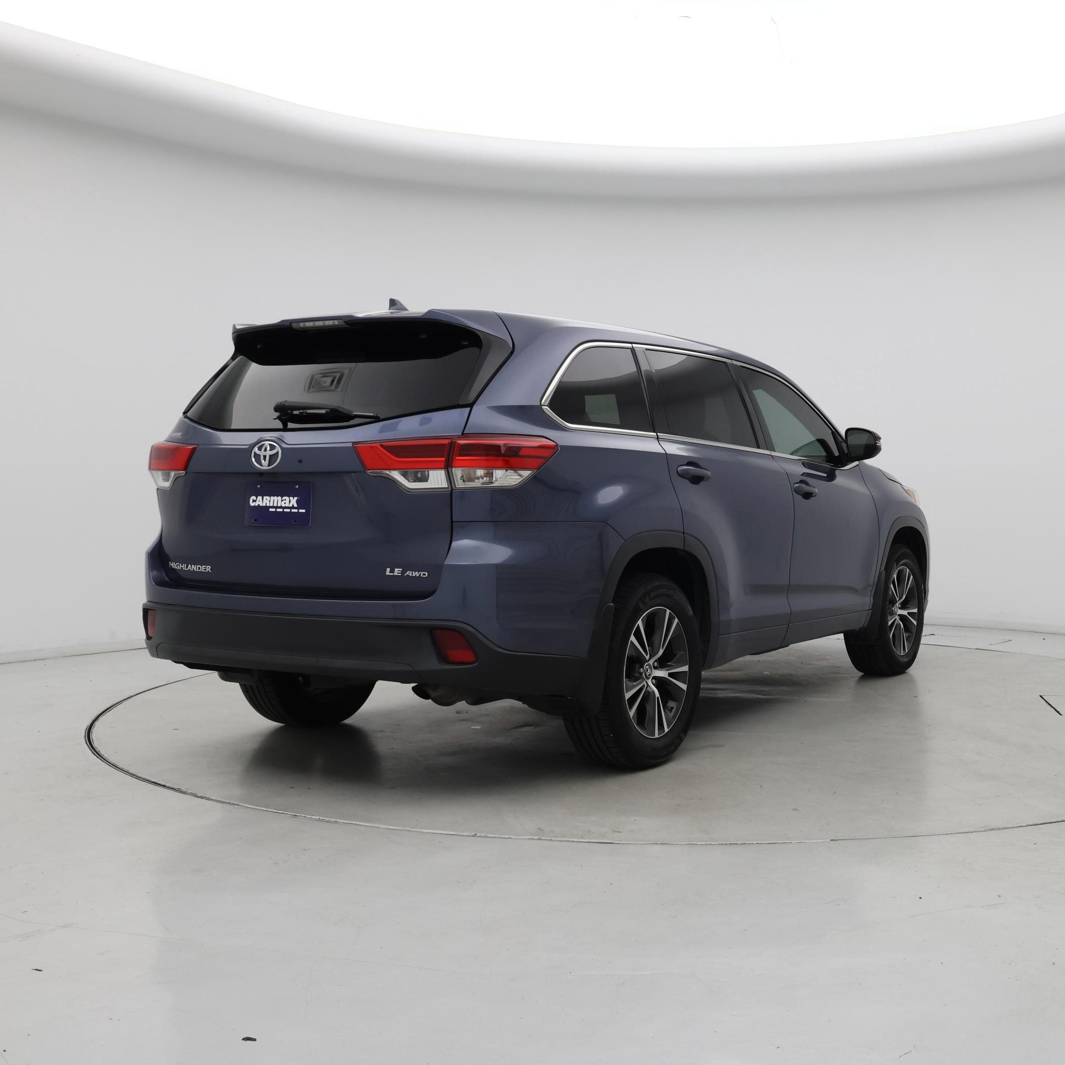 Thumbnail: 2017 Toyota Highlander - 8