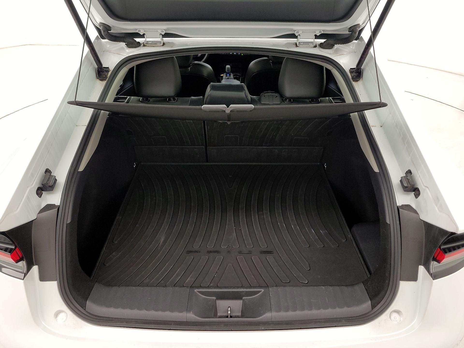 Thumbnail: 2023 Toyota Prius - 20