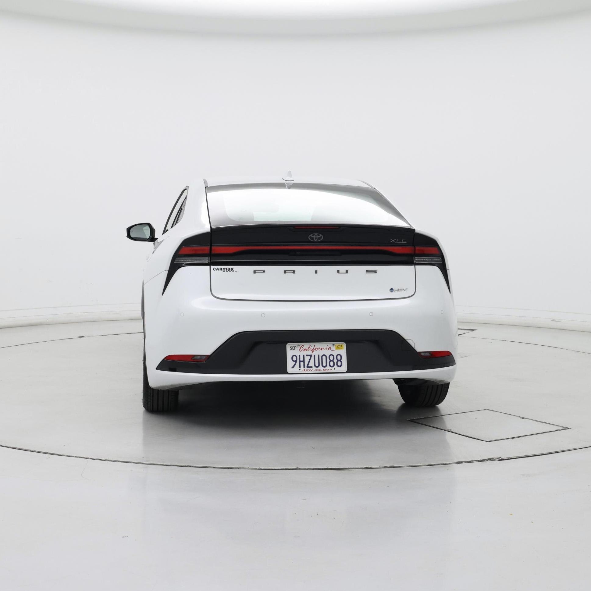 Thumbnail: 2023 Toyota Prius - 6