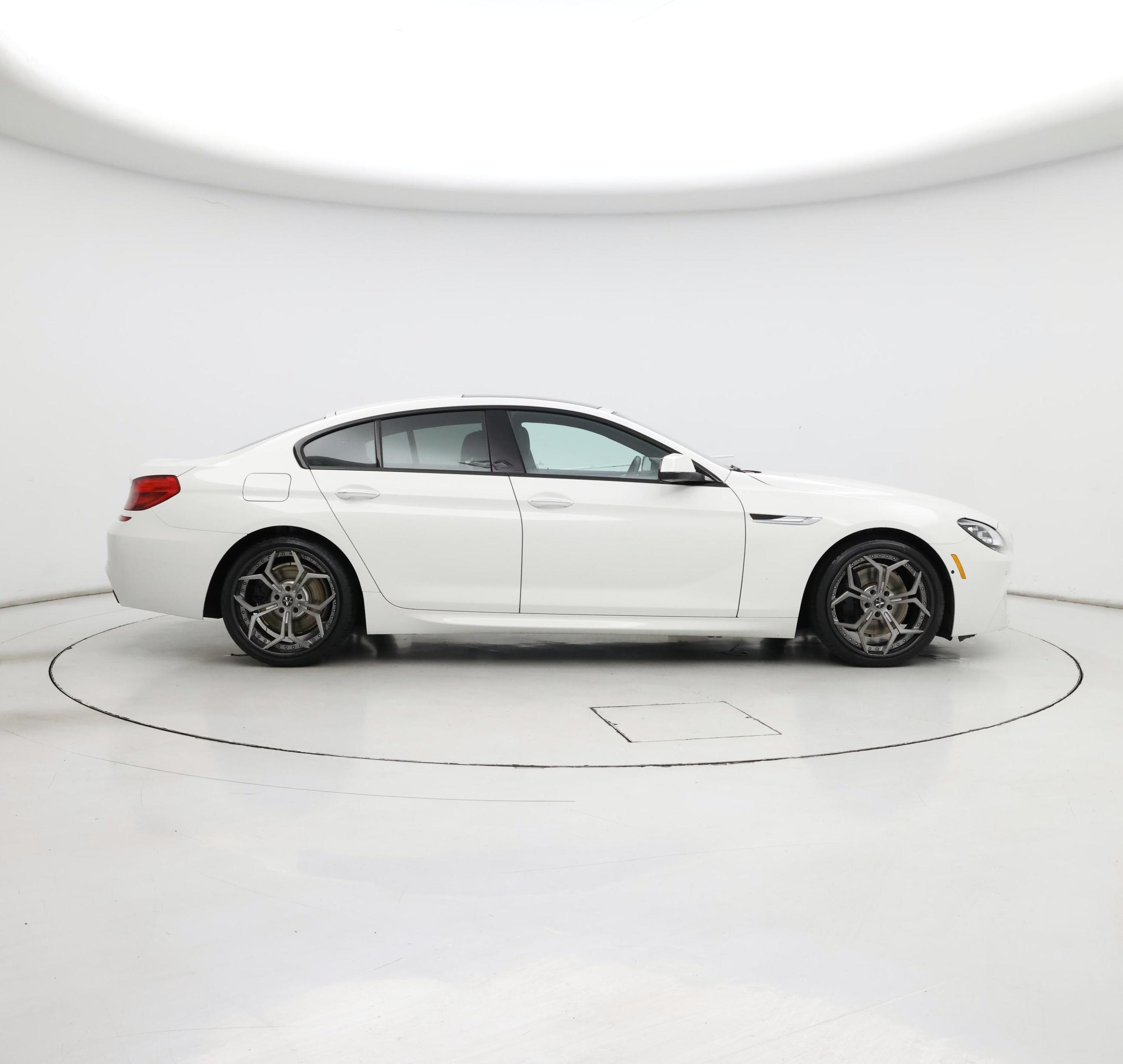 Thumbnail: 2015 BMW 6 Series - 7