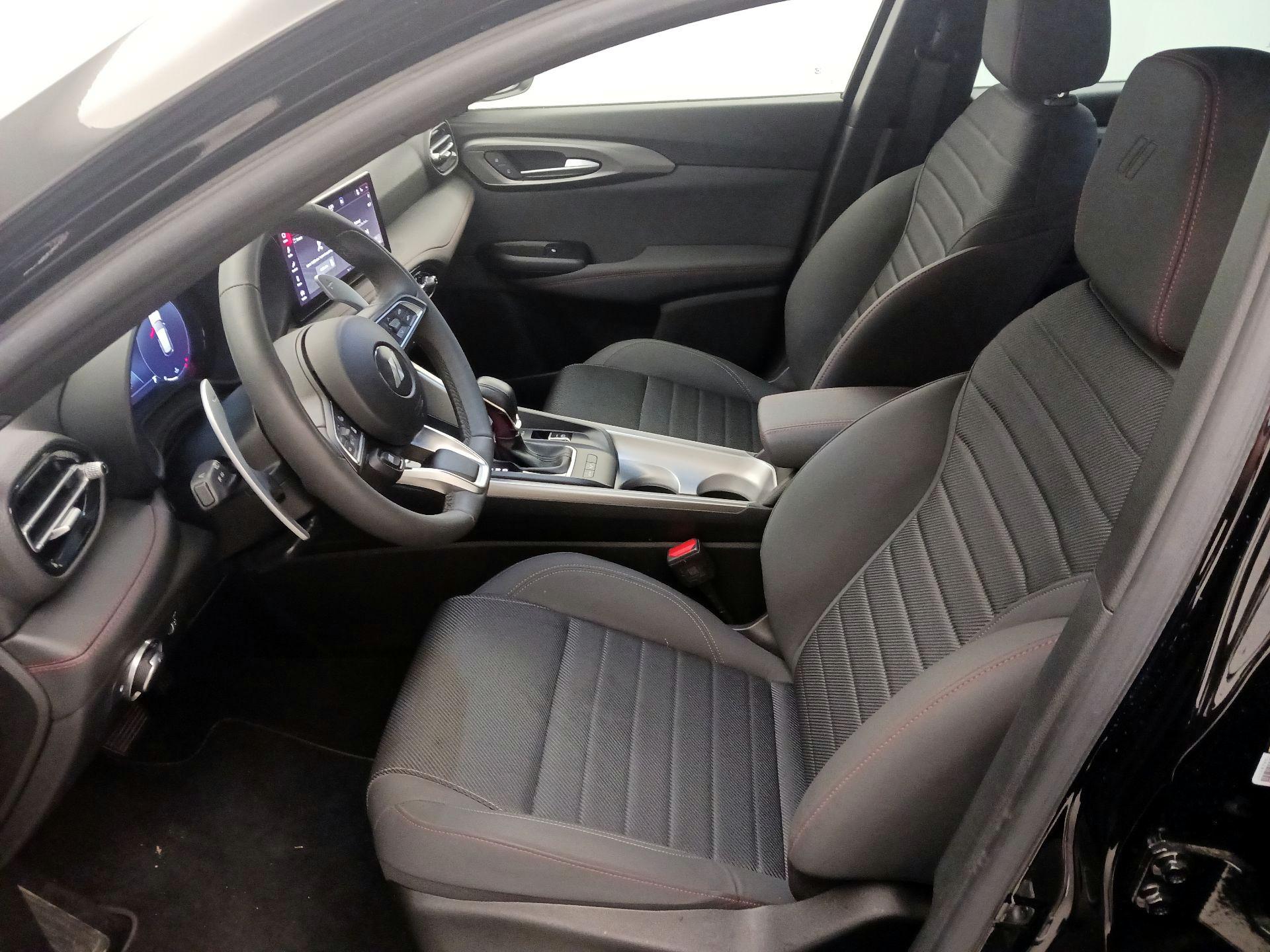 Thumbnail: 2024 Dodge Hornet - 11