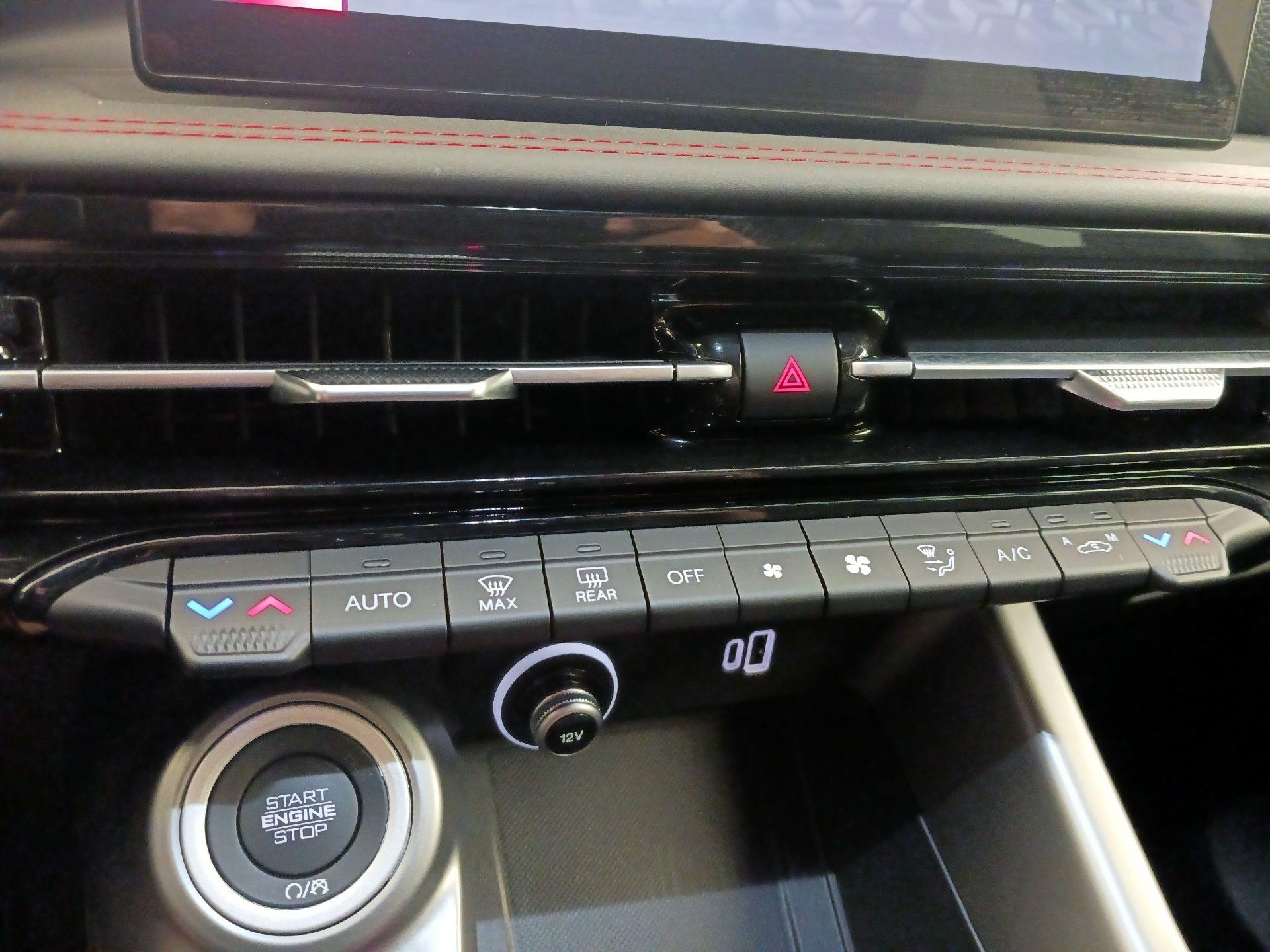 Thumbnail: 2024 Dodge Hornet - 16