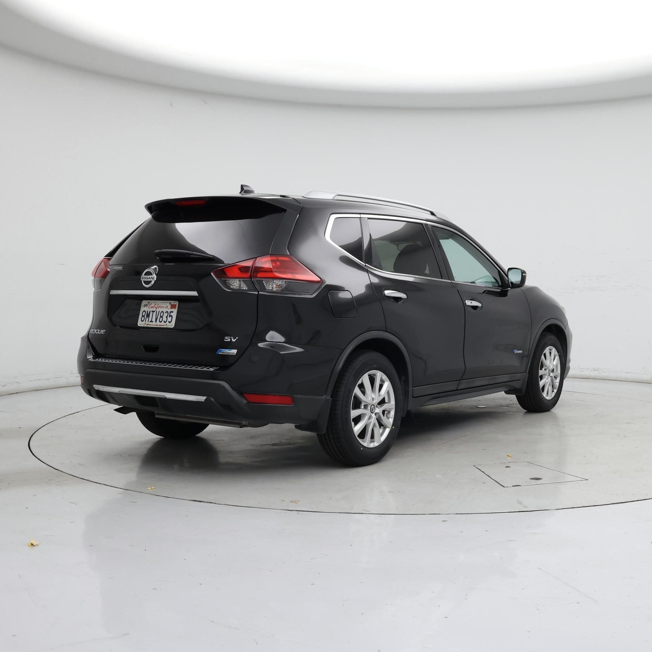Thumbnail: 2017 Nissan Rogue - 8