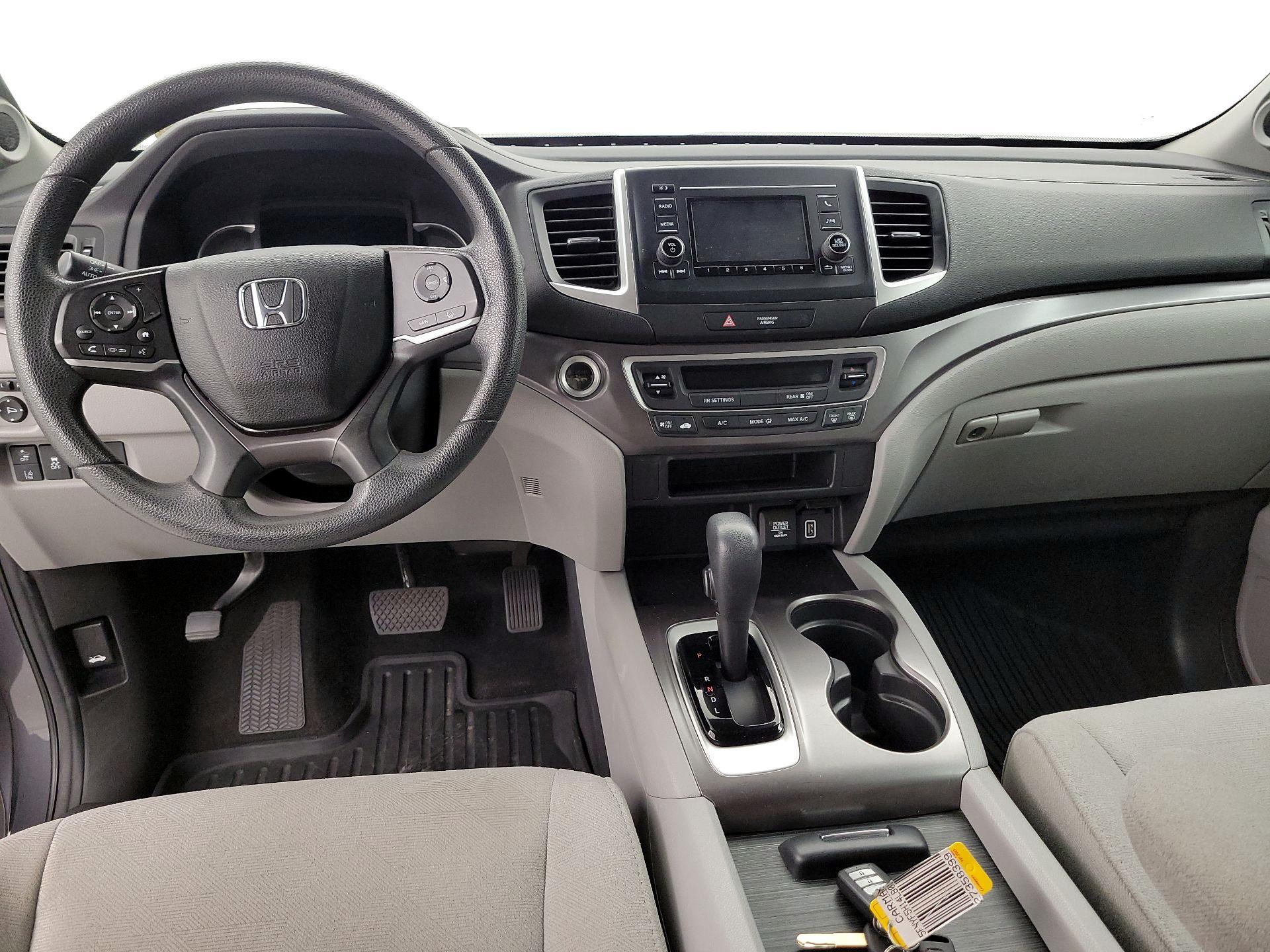 Thumbnail: 2020 Honda Pilot - 9