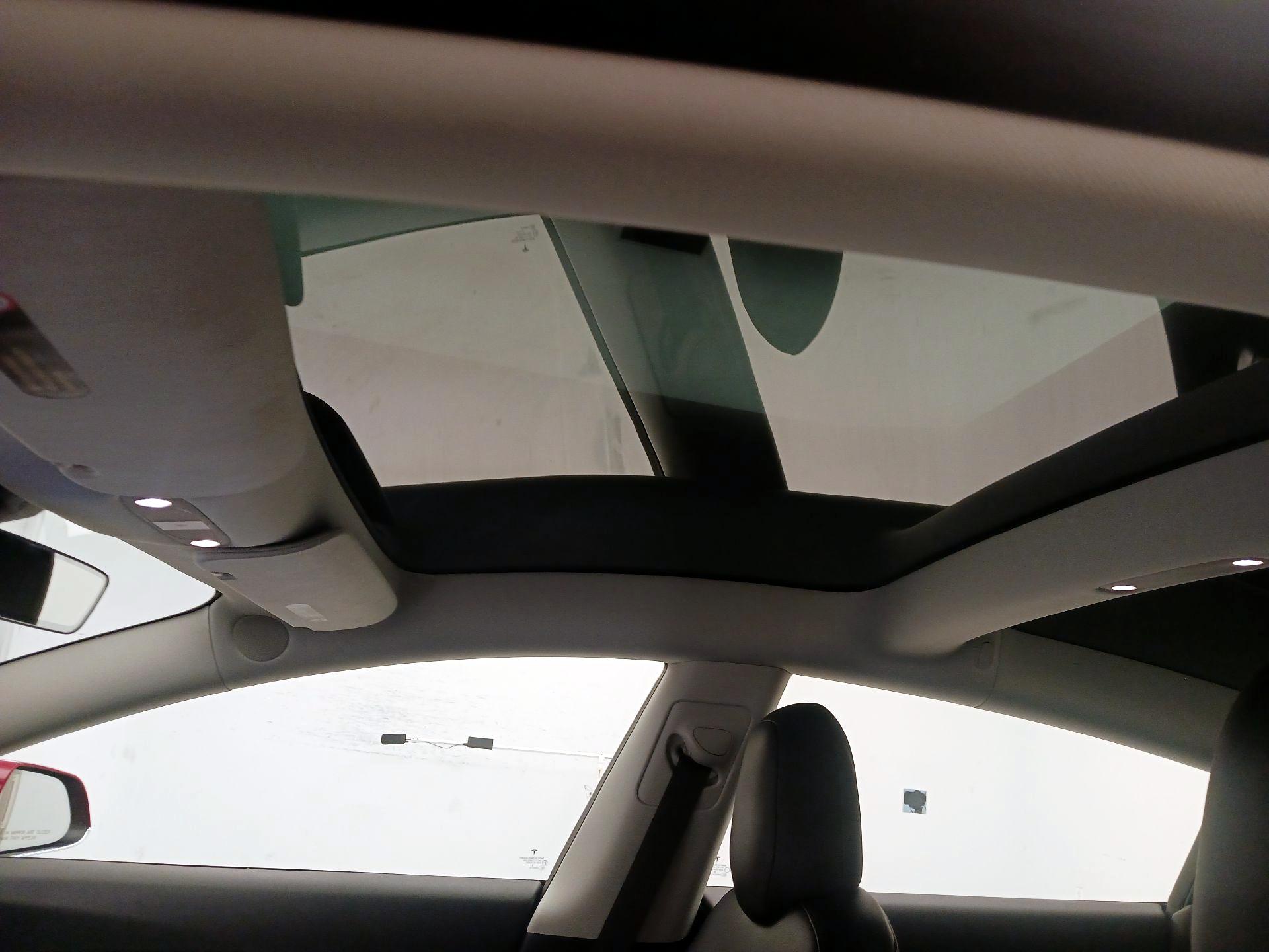 Thumbnail: 2018 Tesla Model 3 - 19