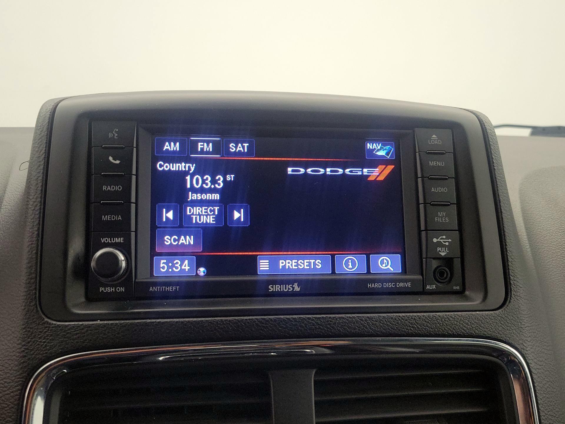 Thumbnail: 2019 Dodge Grand Caravan - 15