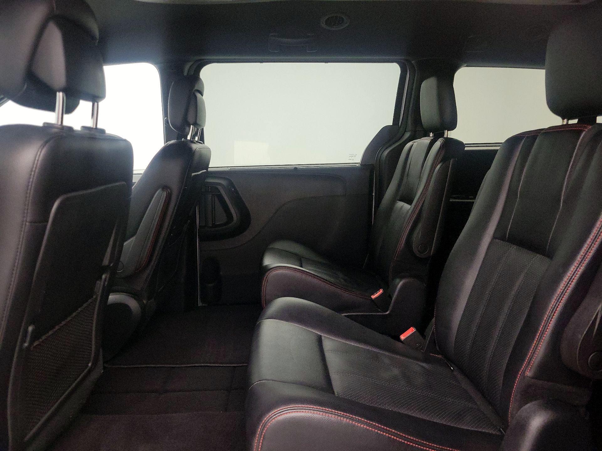 Thumbnail: 2019 Dodge Grand Caravan - 19