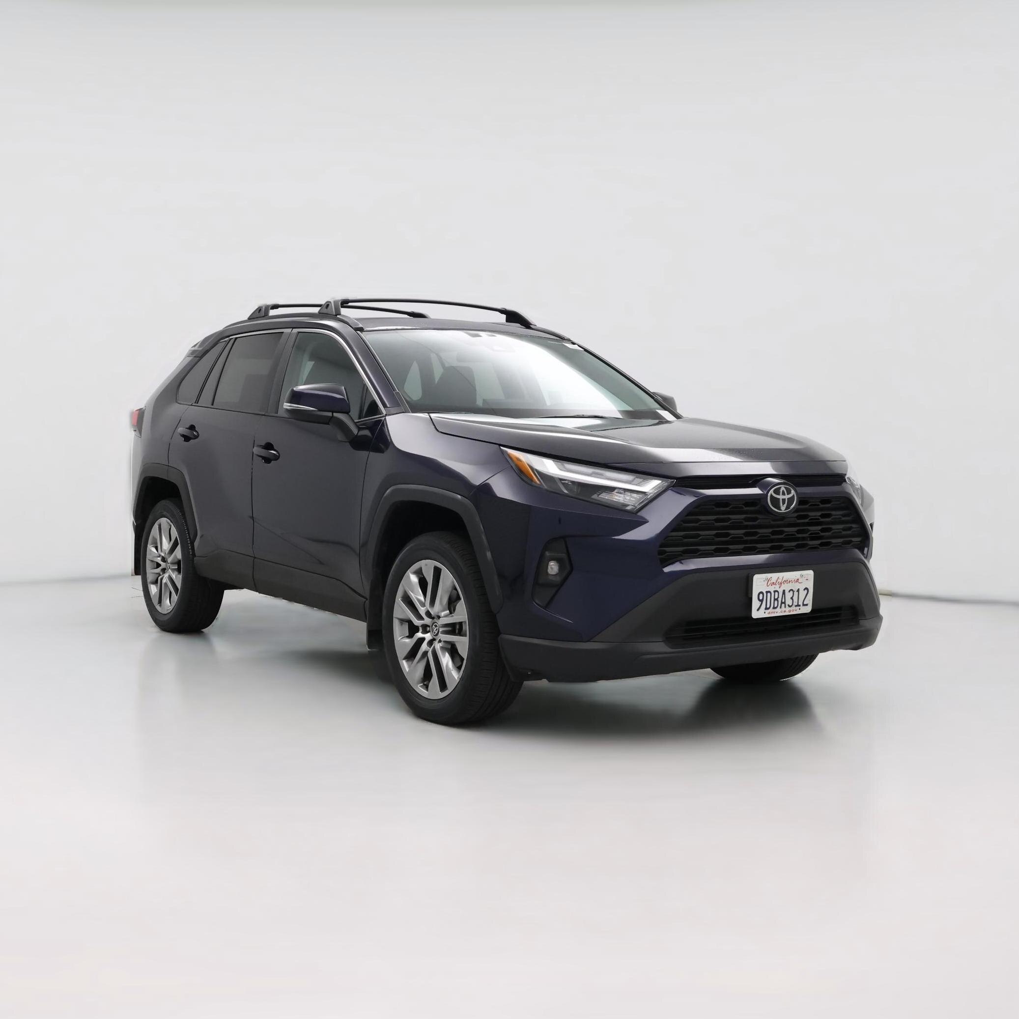 Thumbnail: 2022 Toyota RAV4 - 1