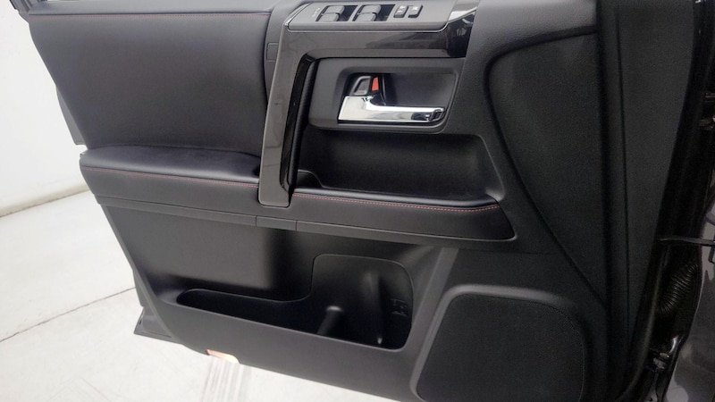 2023 Toyota 4Runner TRD Off Road 12