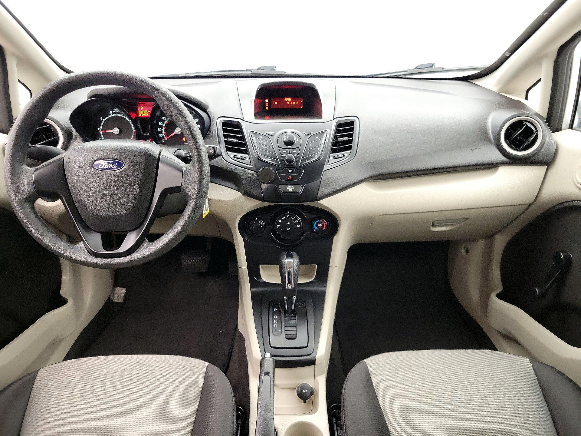 Thumbnail: 2013 Ford Fiesta - 9