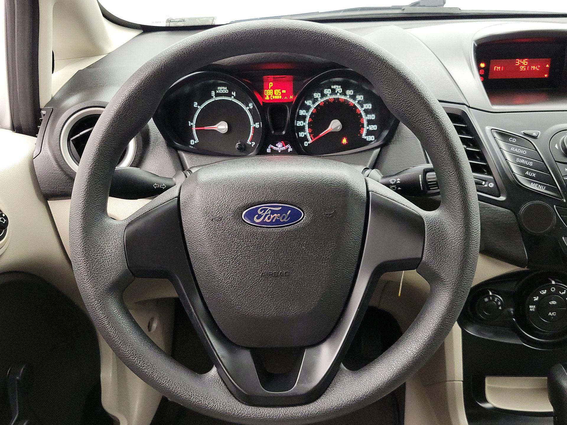 Thumbnail: 2013 Ford Fiesta - 10