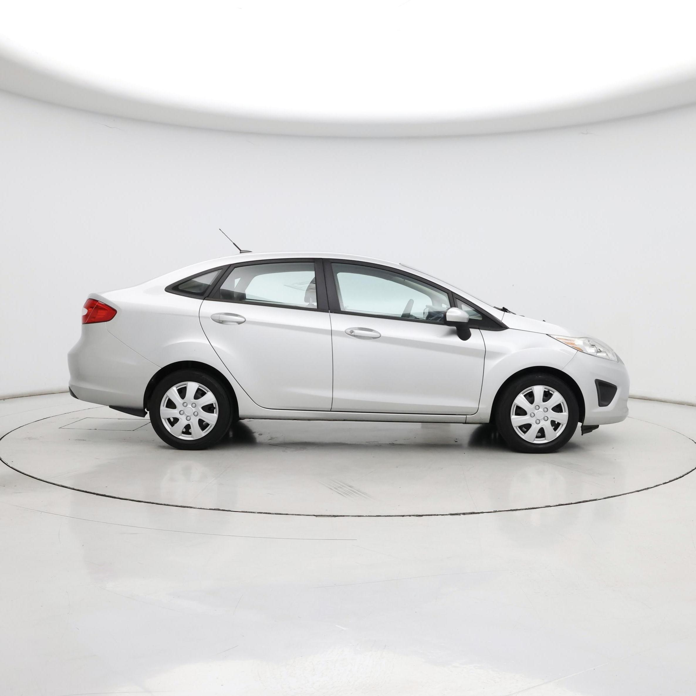 Thumbnail: 2013 Ford Fiesta - 7