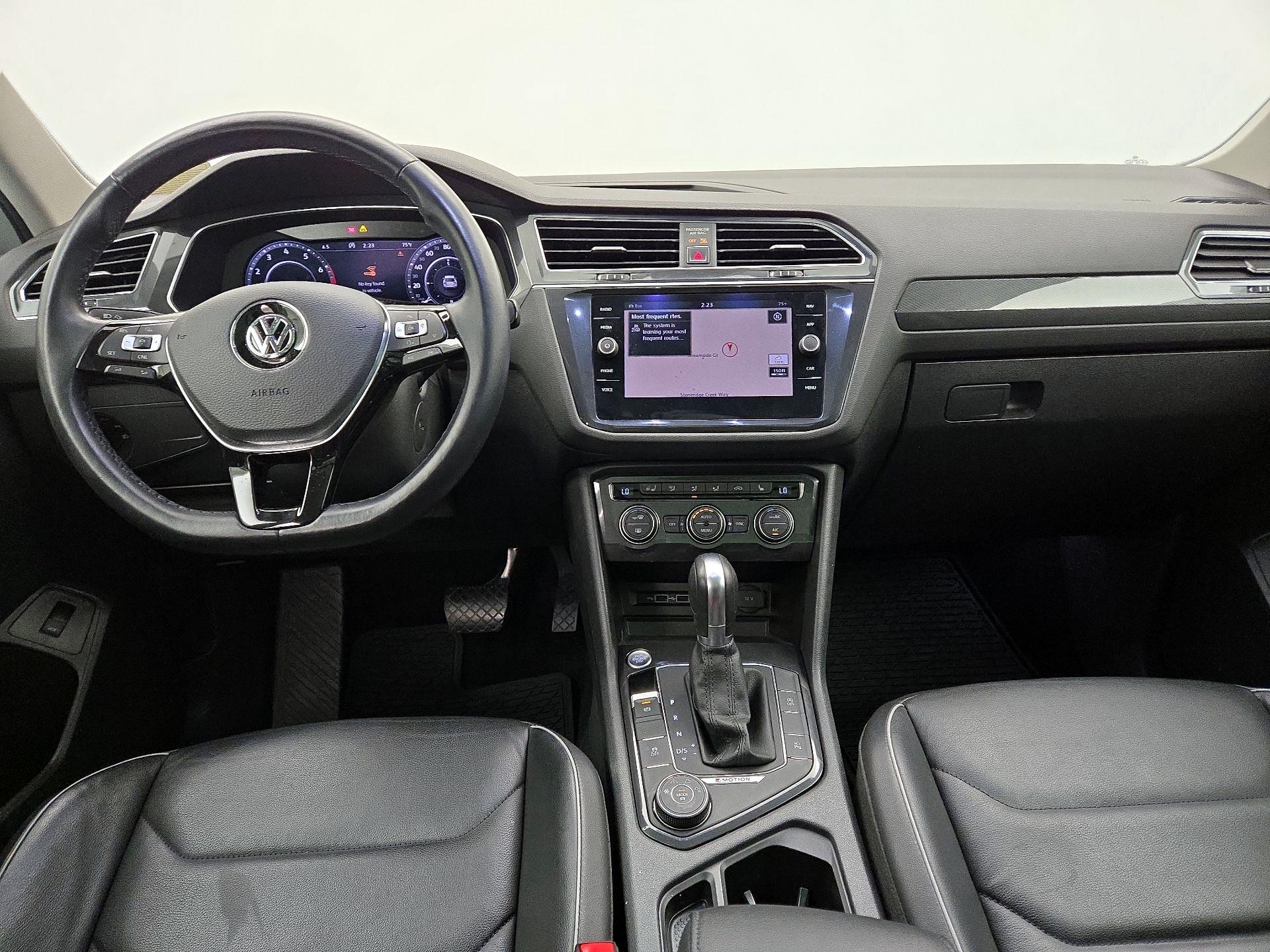 Thumbnail: 2018 Volkswagen Tiguan - 9